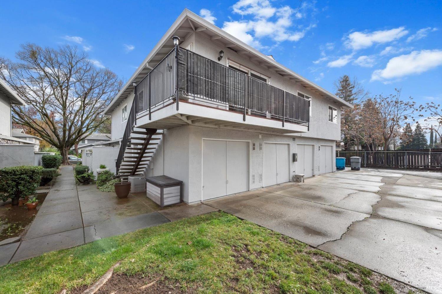 159 Del Rio Circle Unit: 4