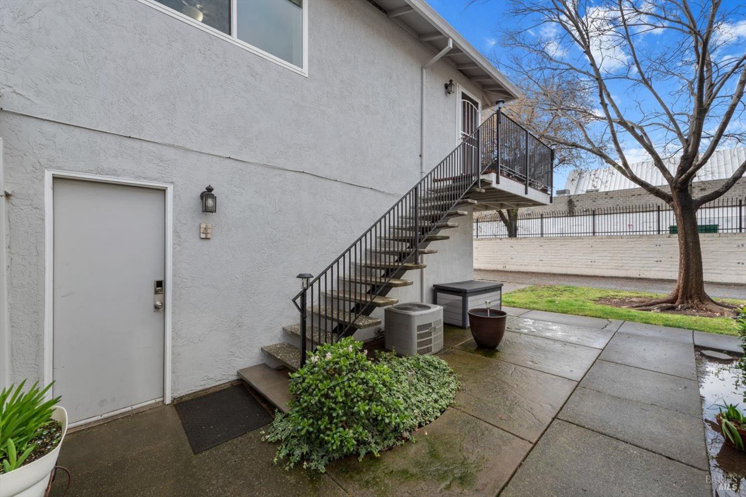 159 Del Rio Circle Unit: 4