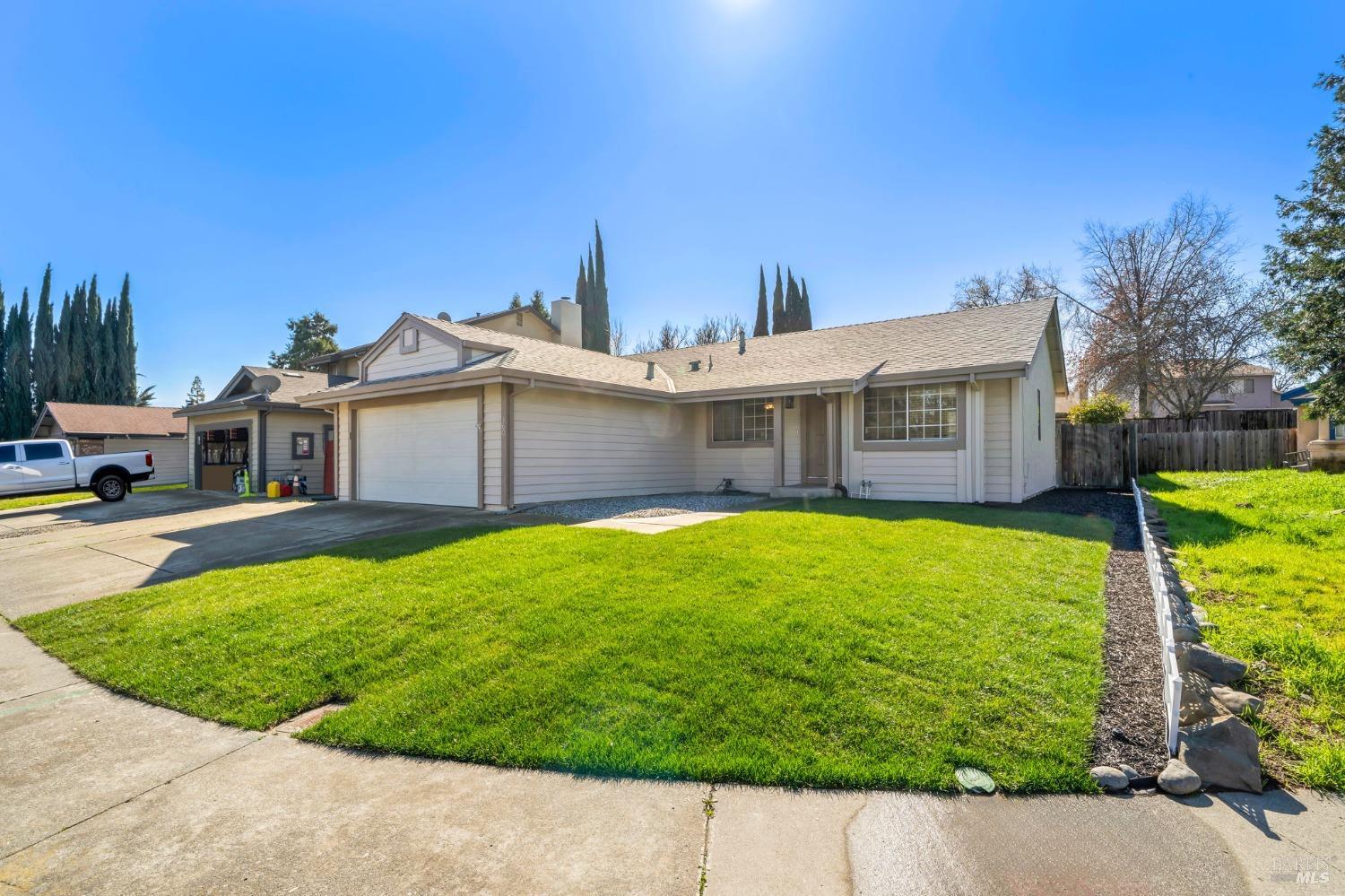 160 Mayo Ct