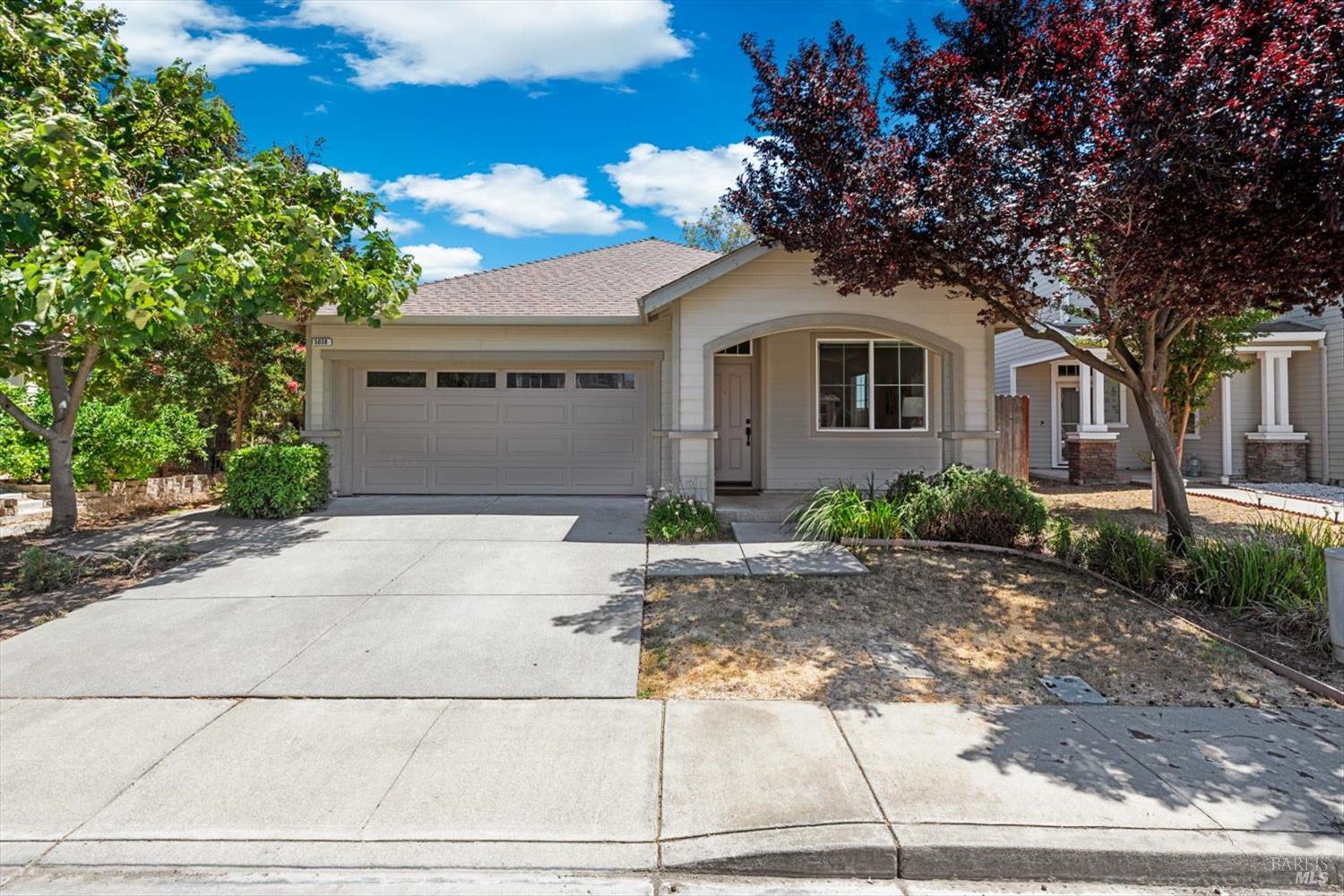 5038 Rowe Dr
