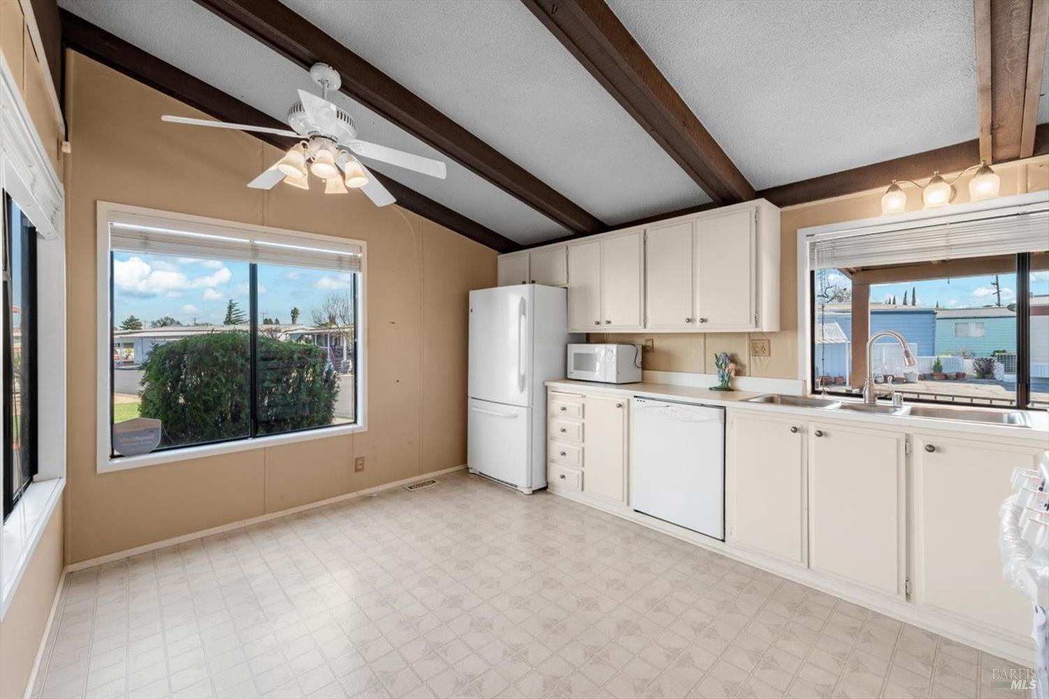 76 Lemon Tree Circle