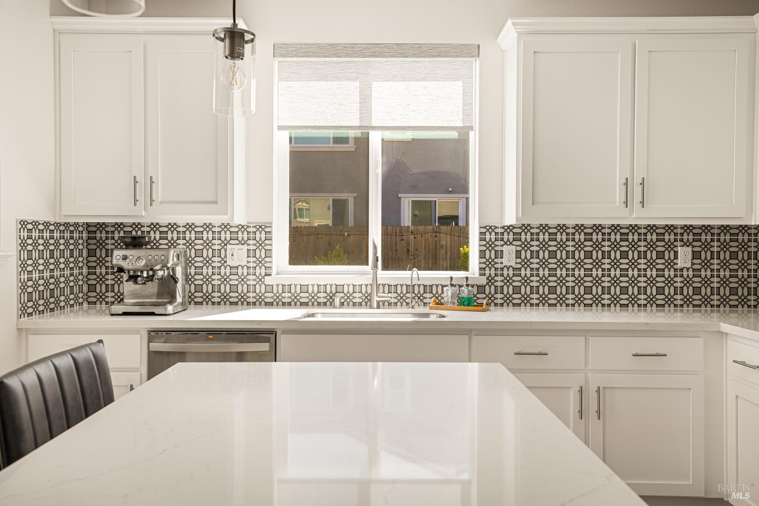 938 Fruit Stand Circle