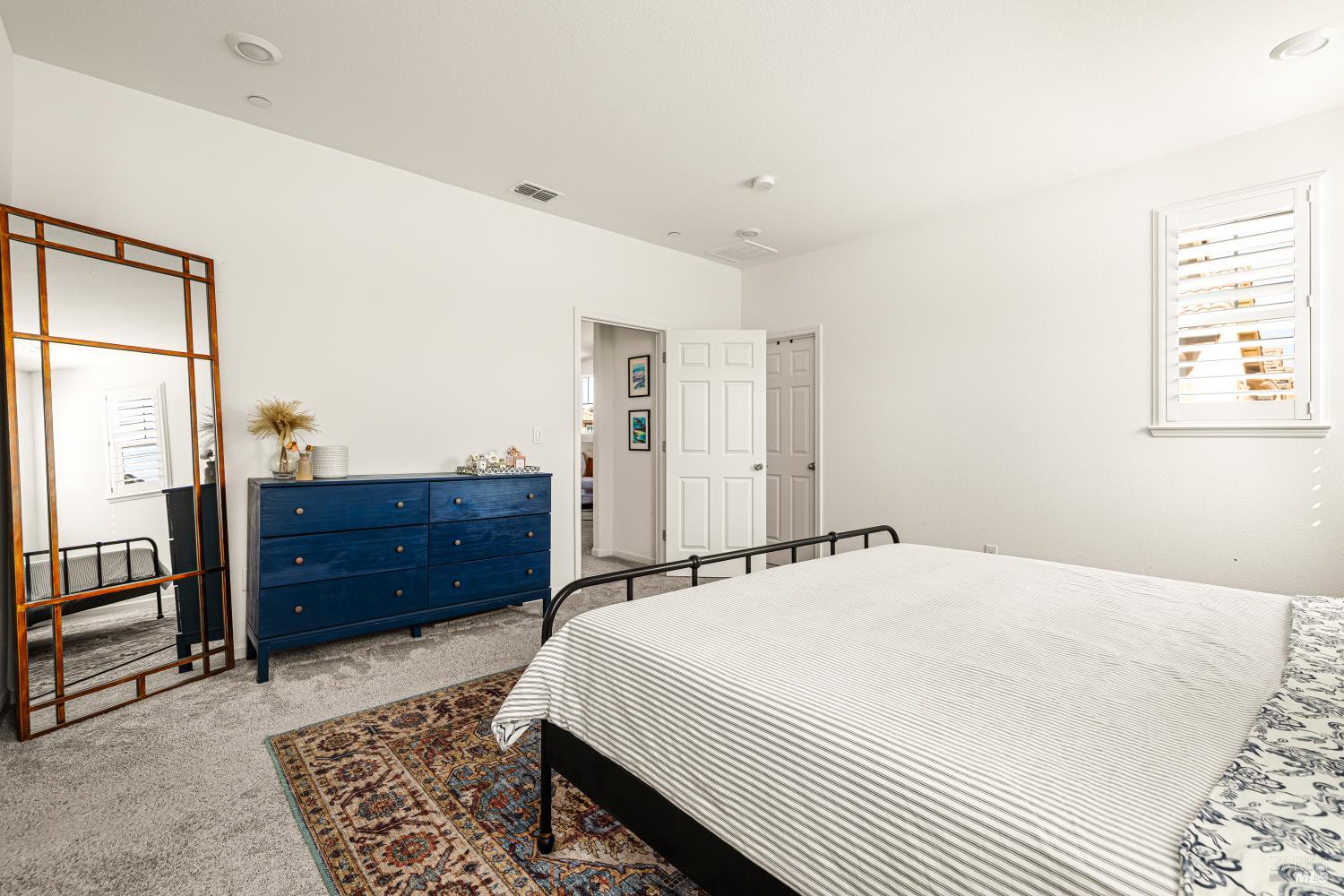 938 Fruit Stand Circle