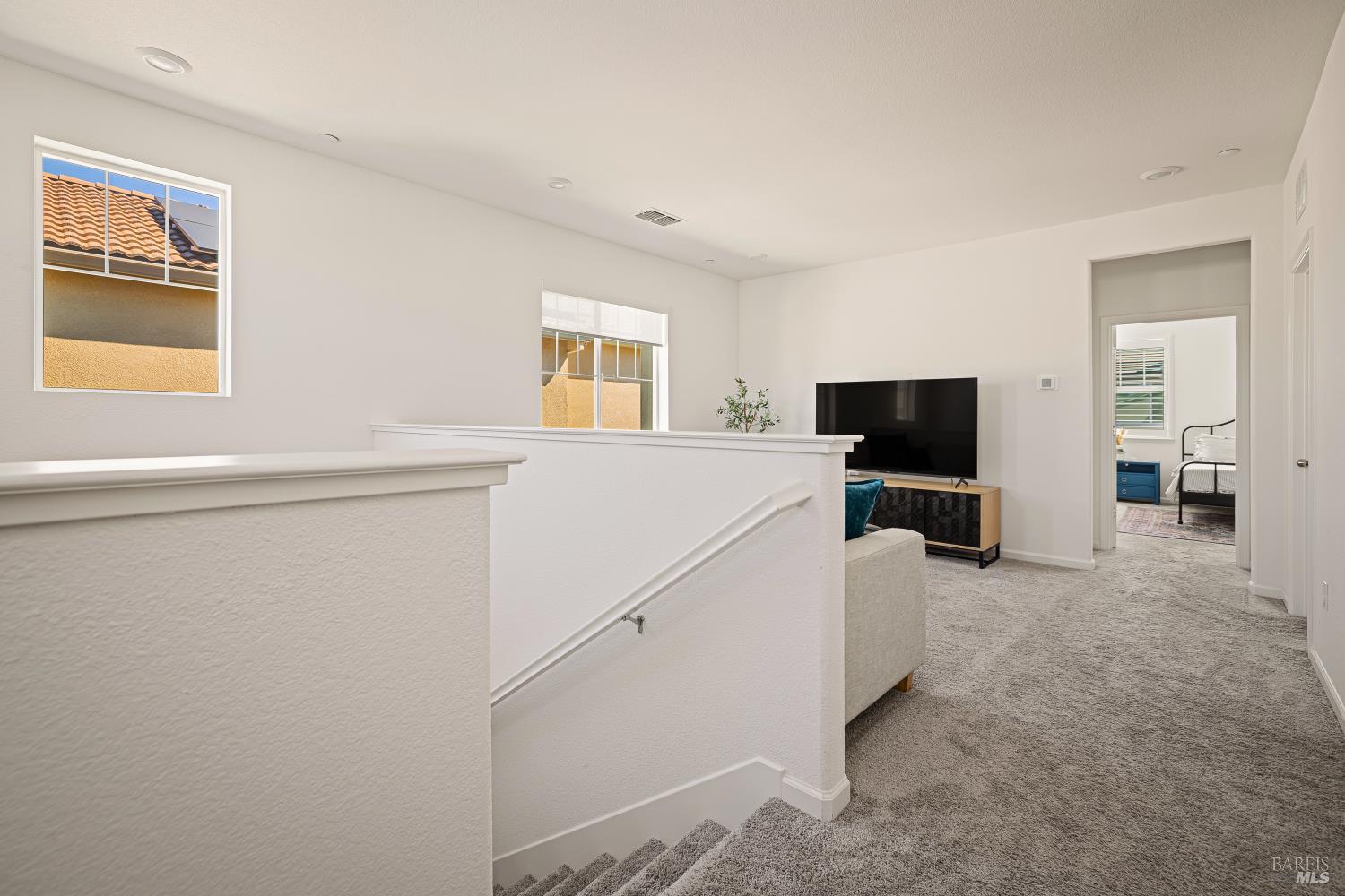 938 Fruit Stand Circle