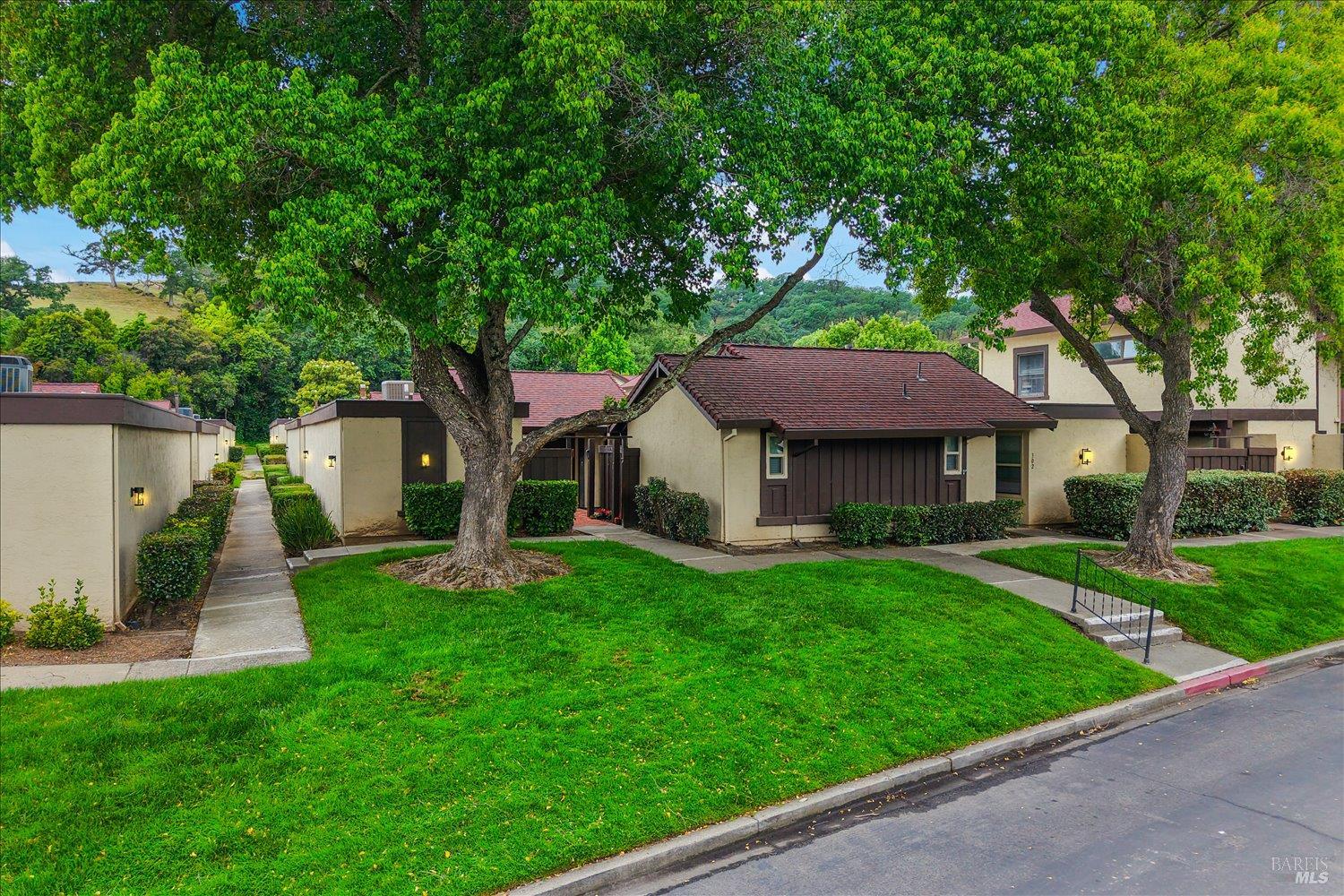 304 Acorn Court