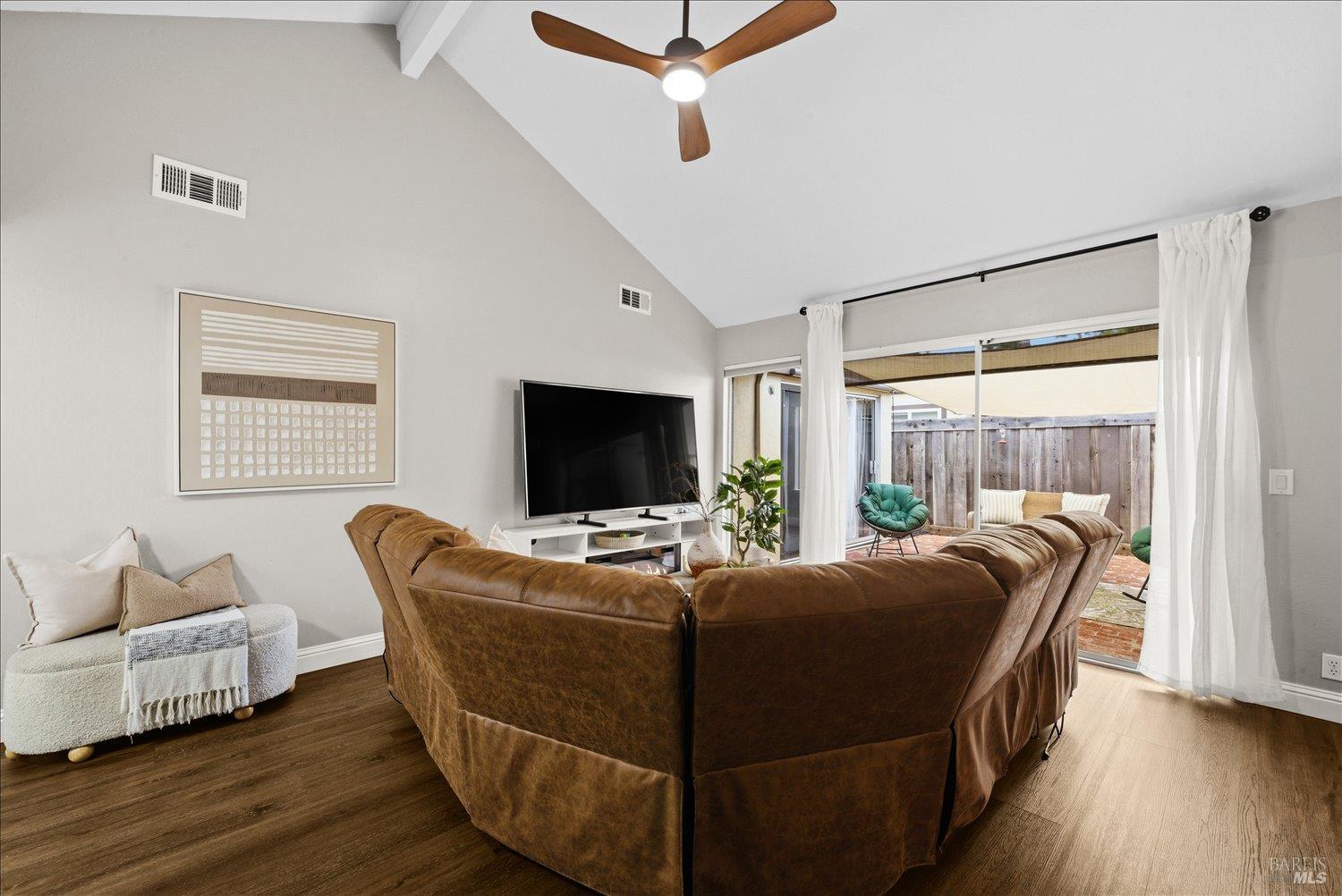 304 Acorn Court
