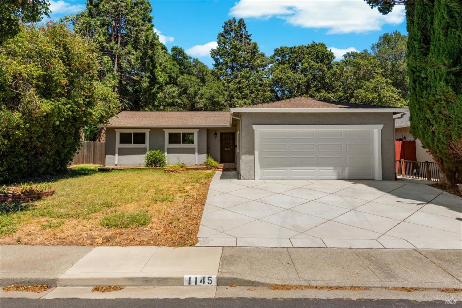 1145 Creekside Drive