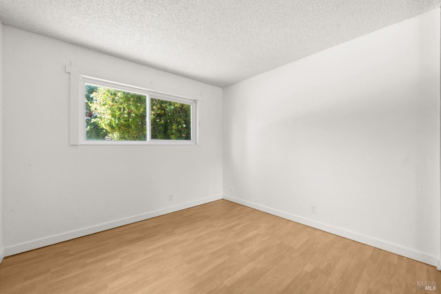 1145 Creekside Drive