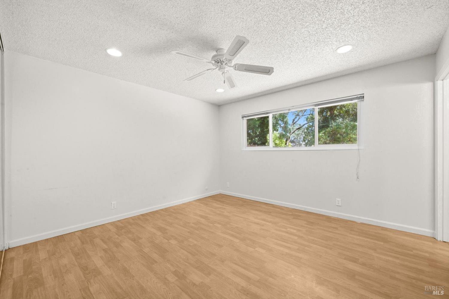 1145 Creekside Drive