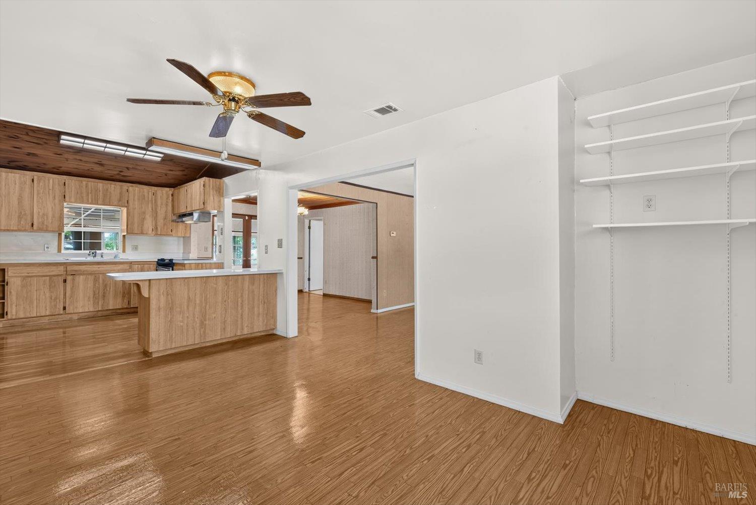 7582 Putman Road