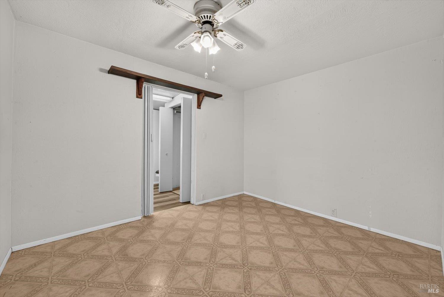 7582 Putman Road