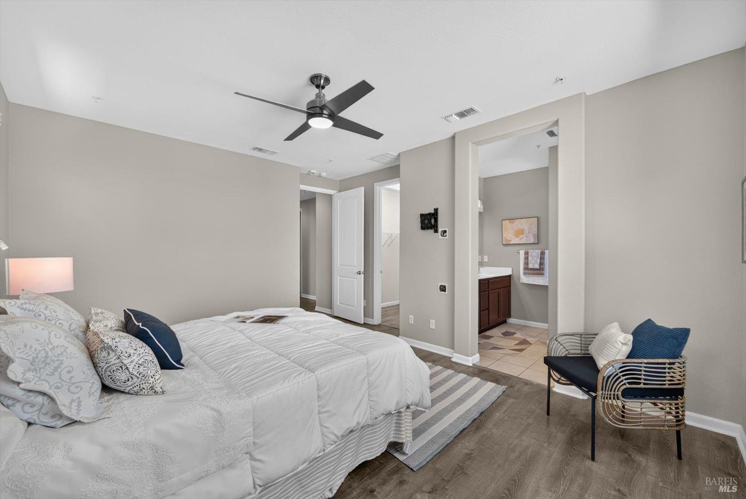 1211 Eton Court