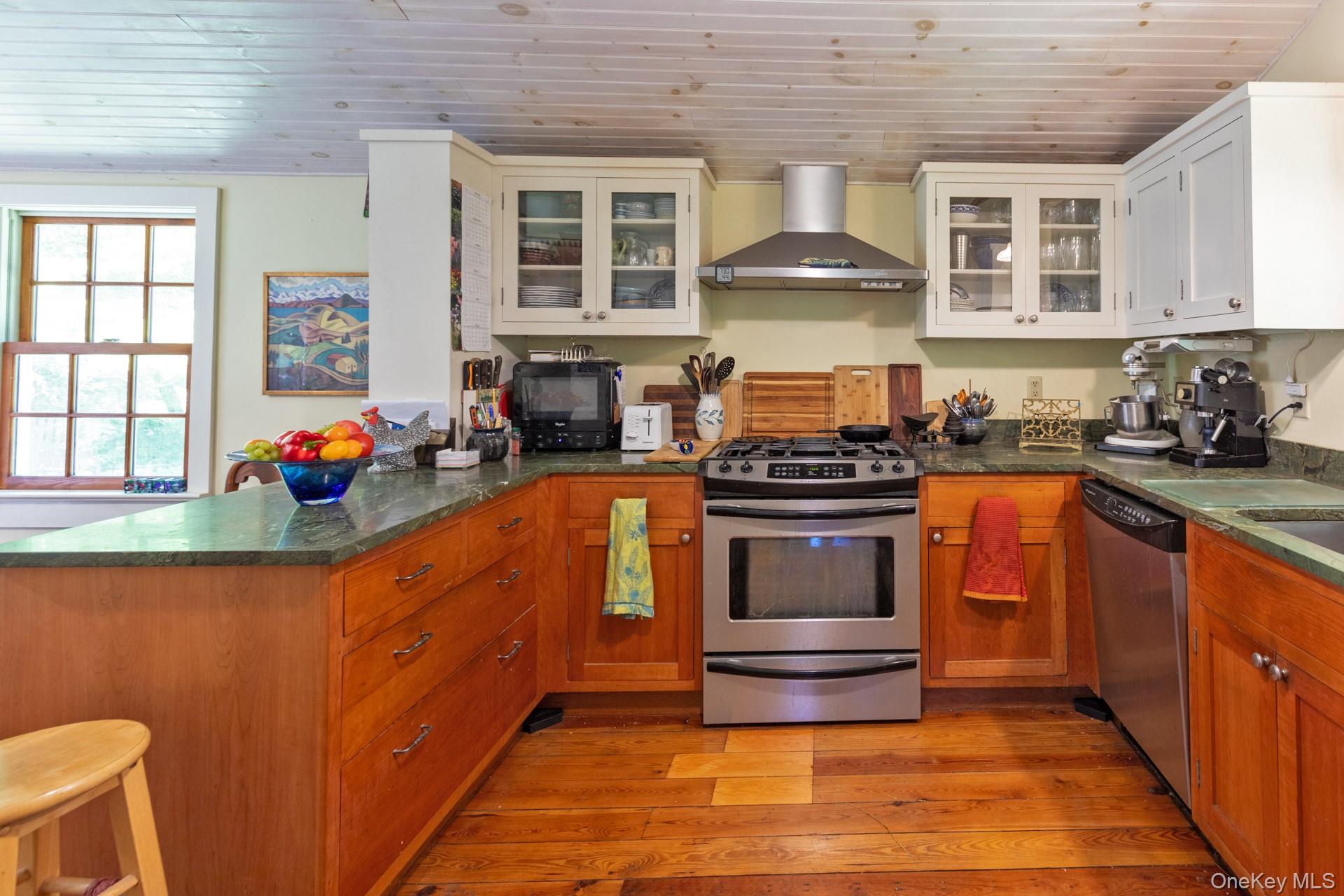 43 Krom Road