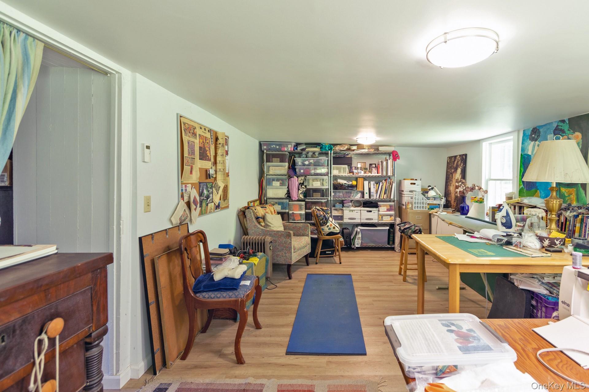 43 Krom Road