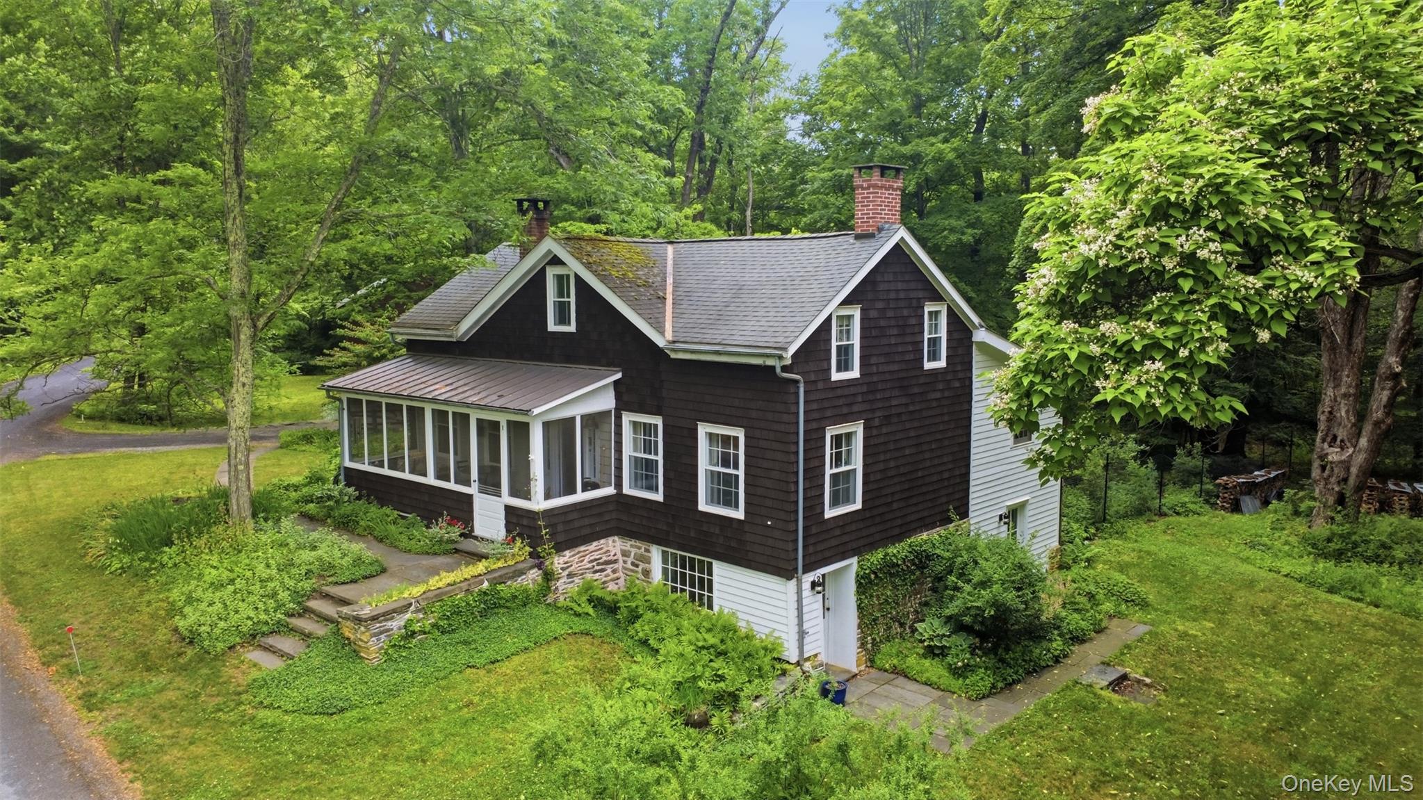 43 Krom Road