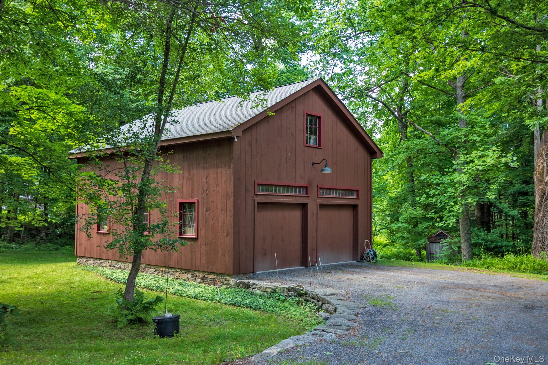 43 Krom Road