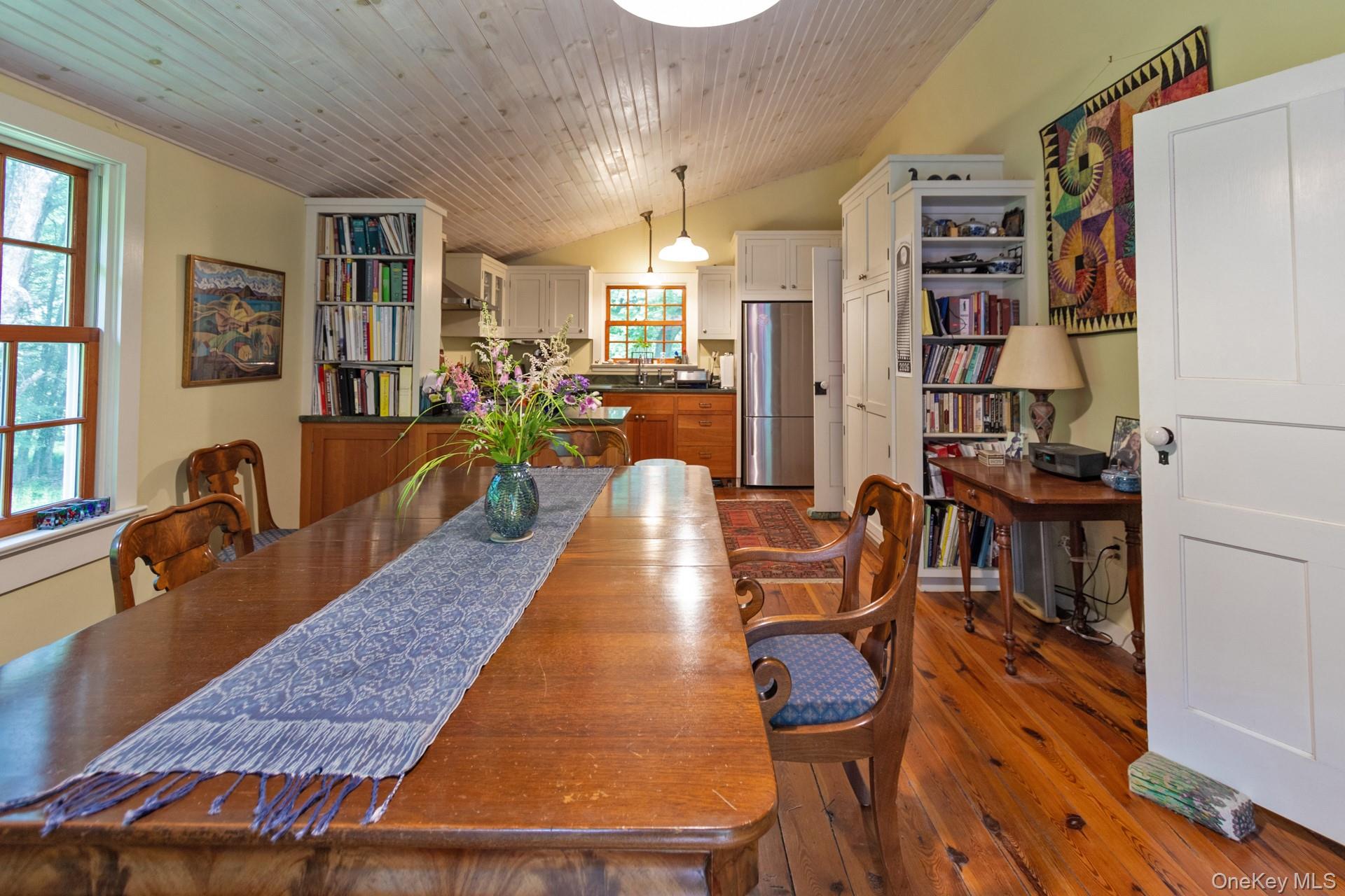 43 Krom Road