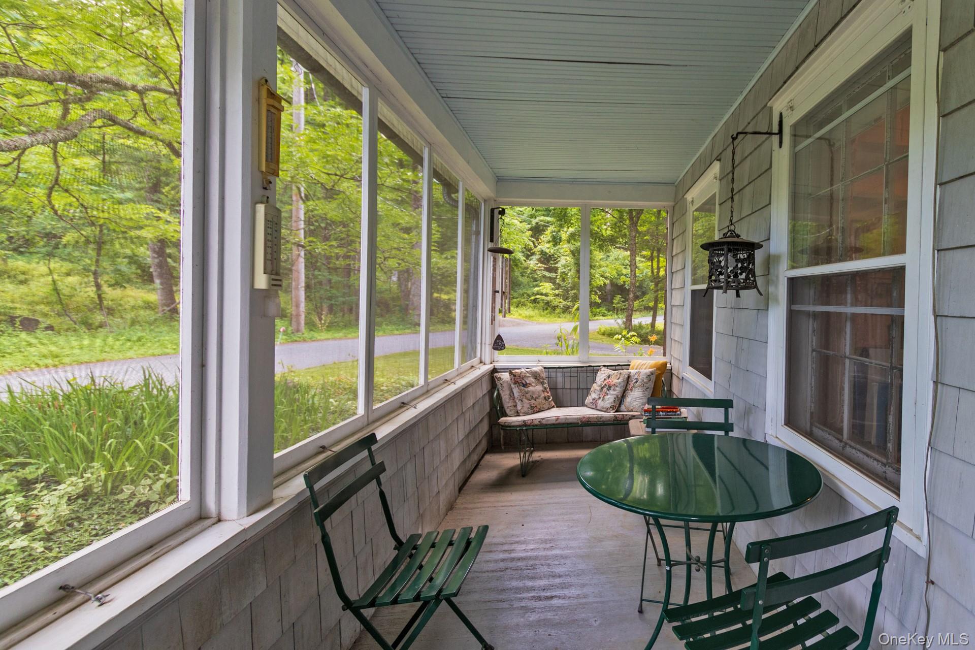 43 Krom Road