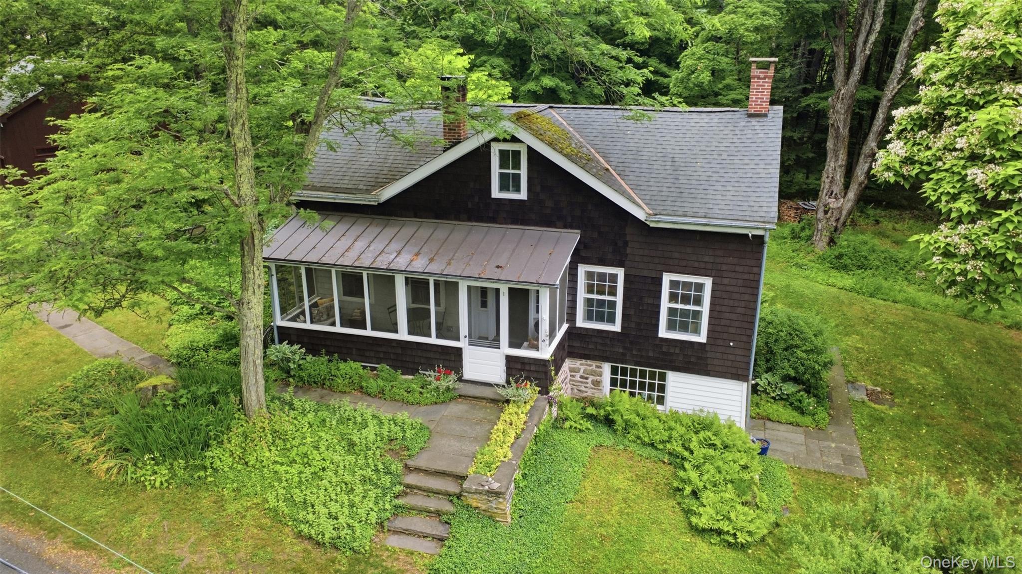 43 Krom Road