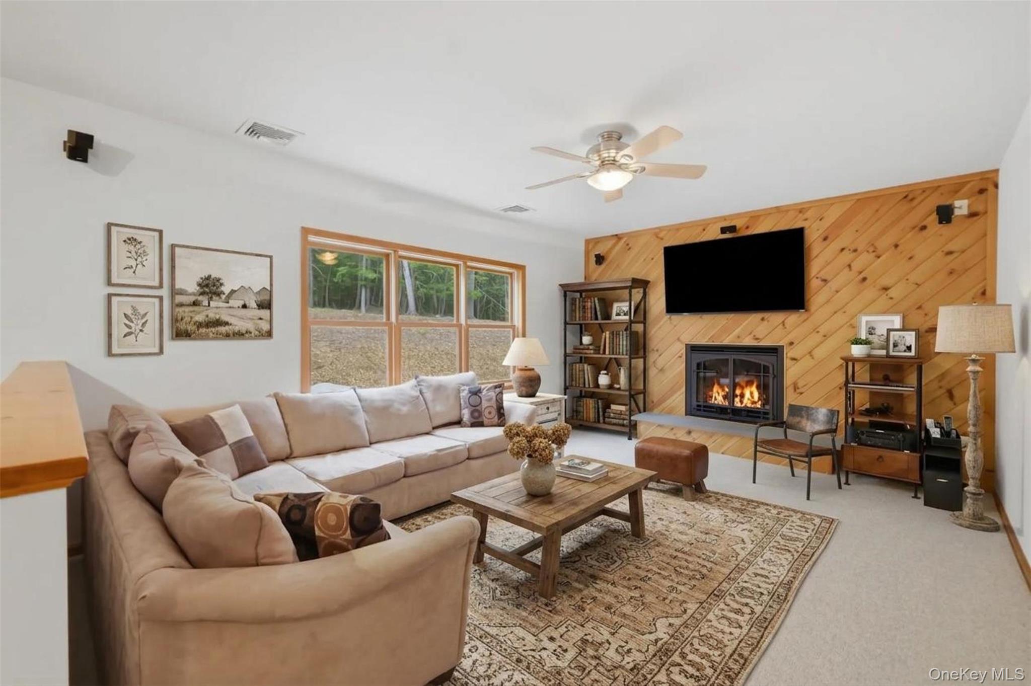 Secluded Colonial with Ample Garage