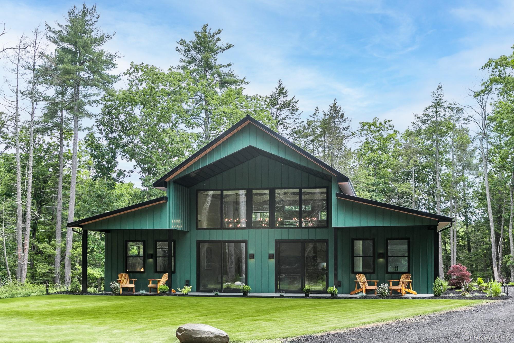 Secluded Tannadine Pines