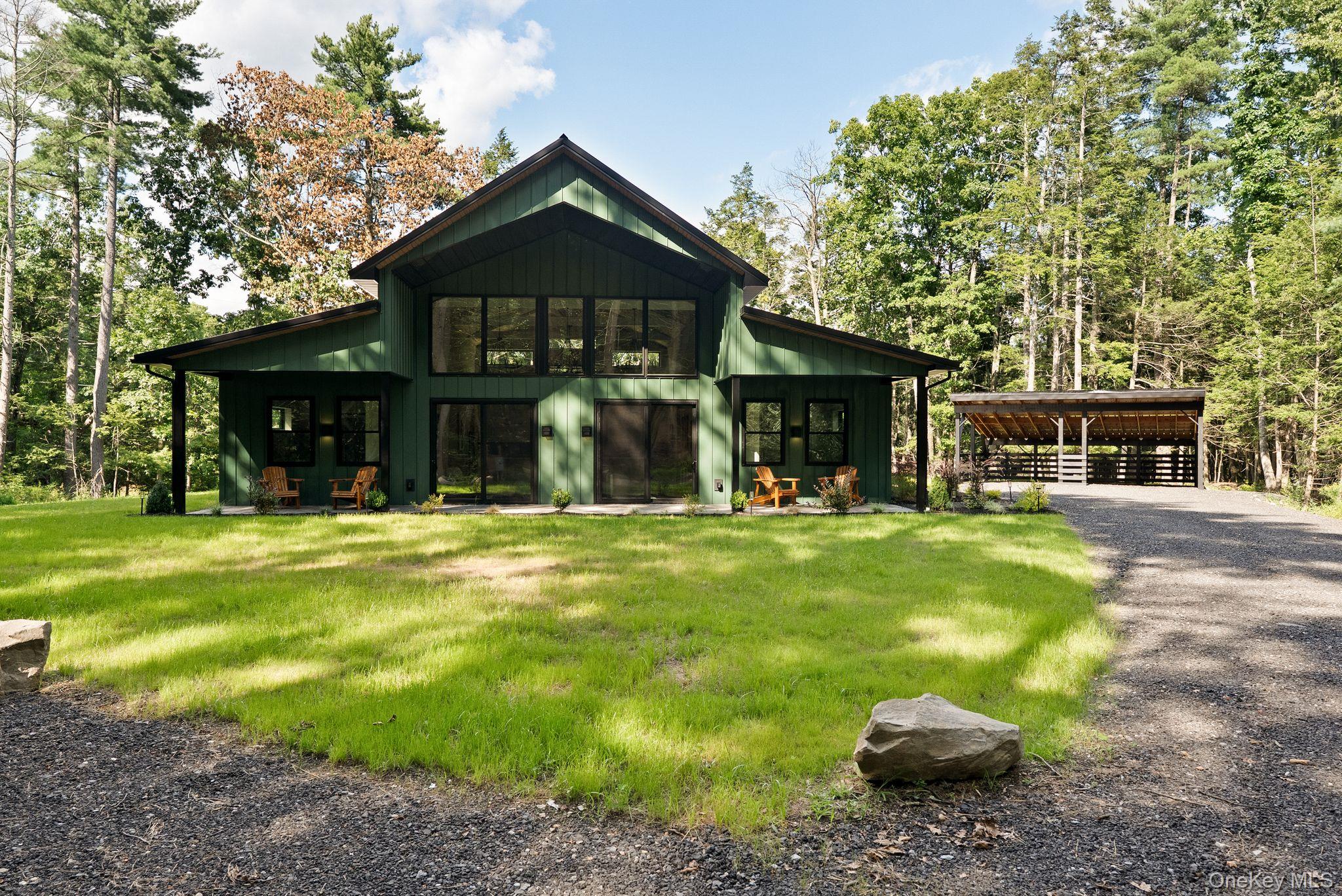 Secluded Tannadine Pines
