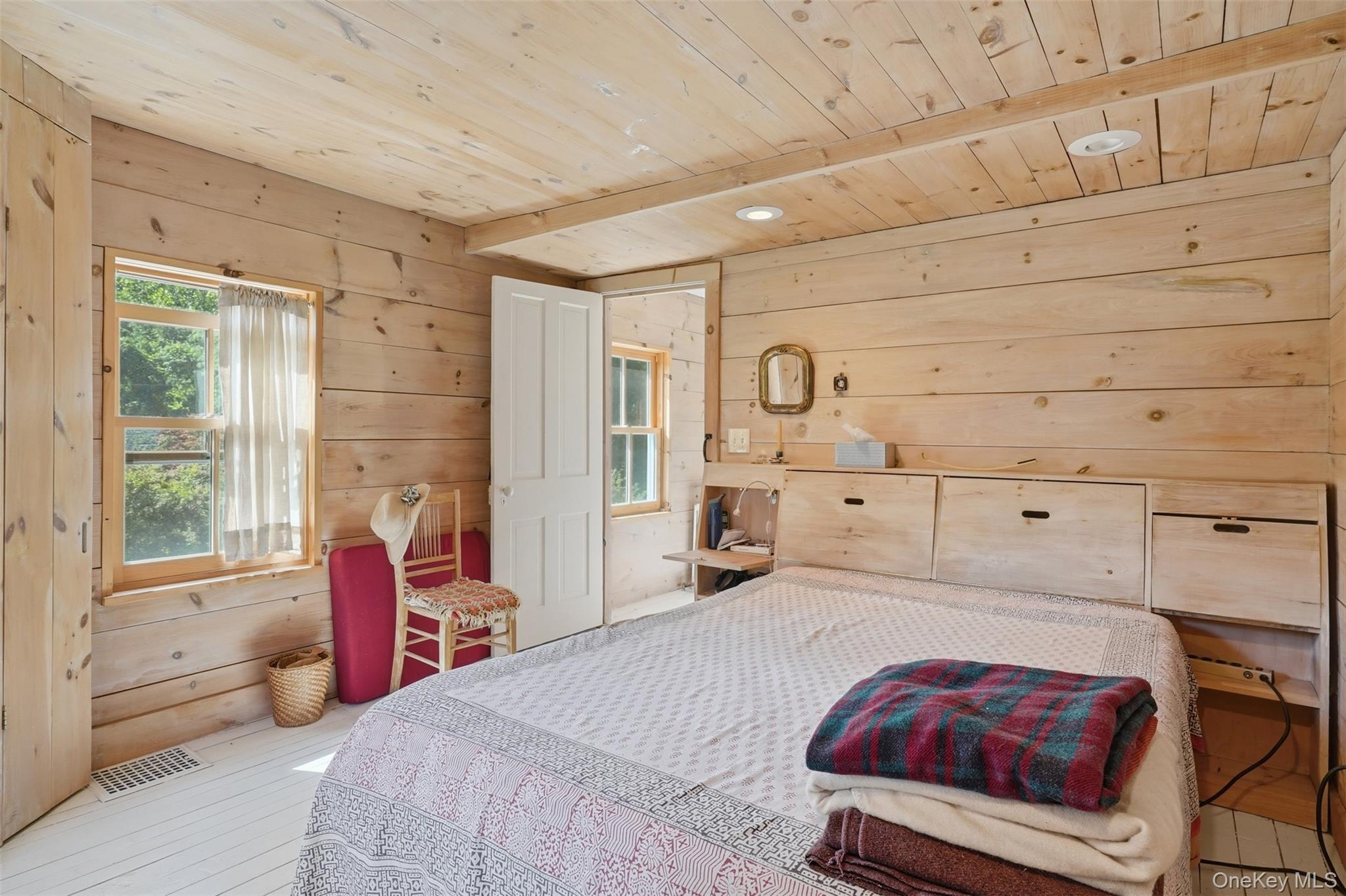 Sundown Farmhouse