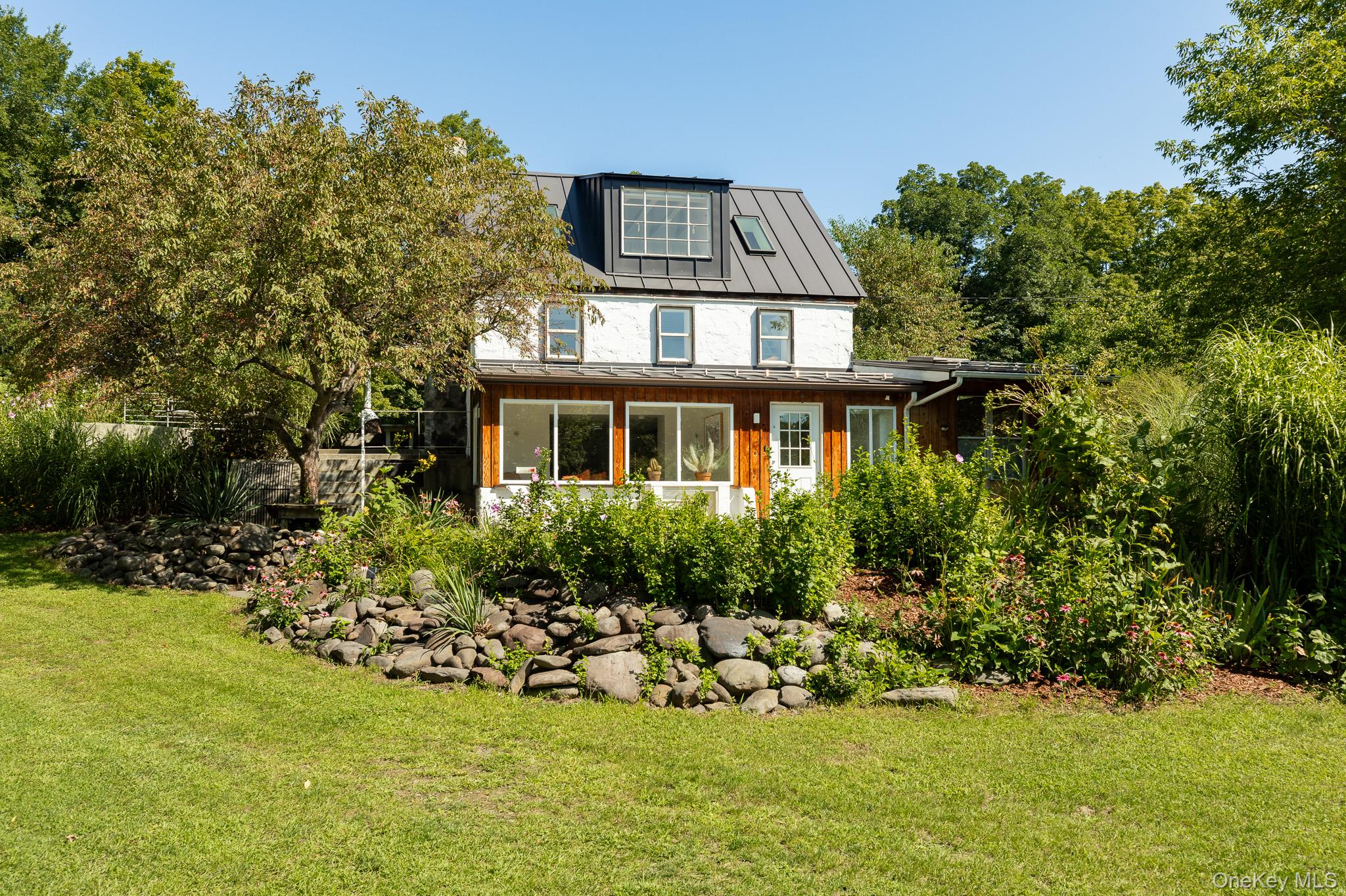 19 Cottage Lane