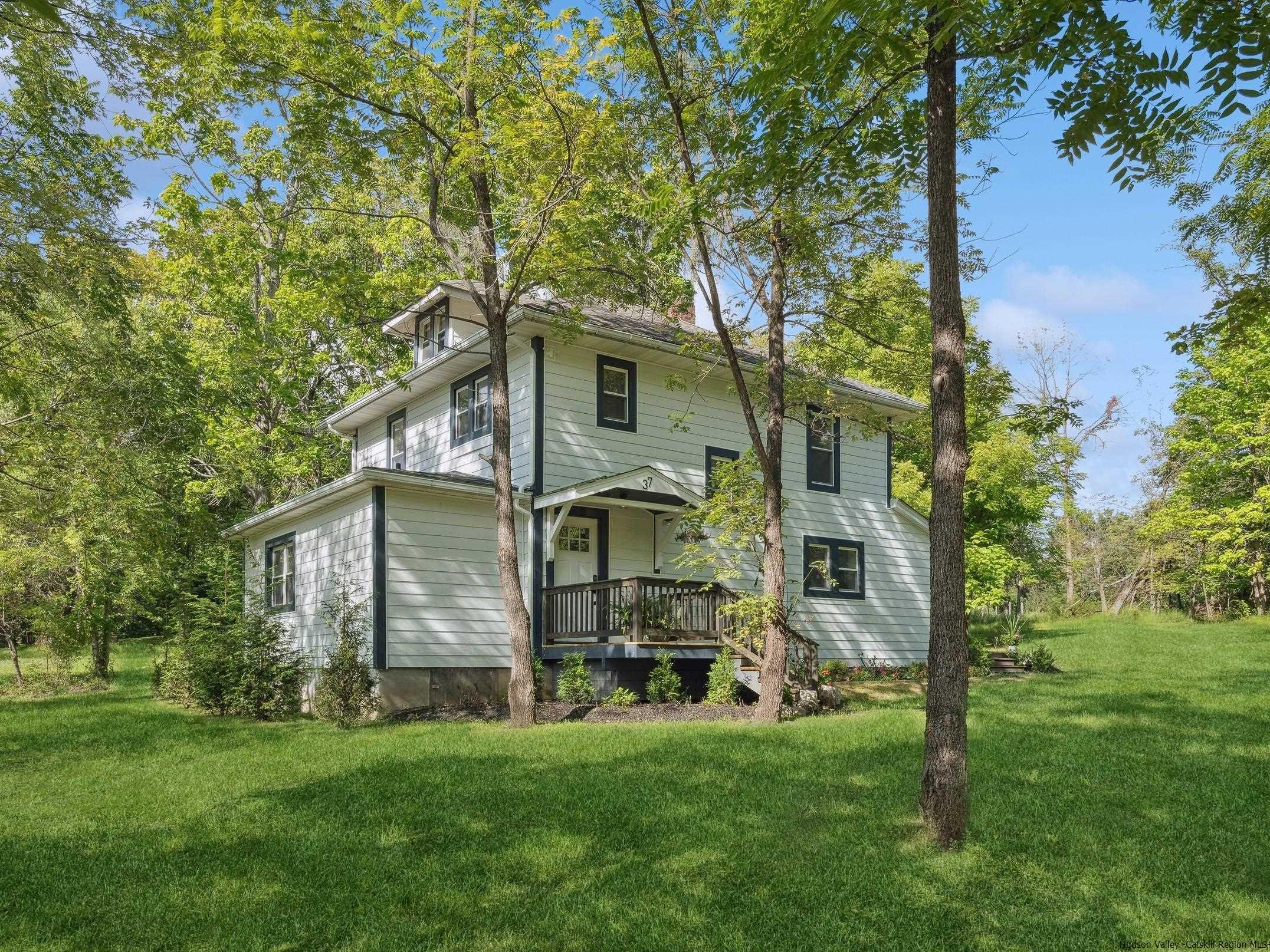 Renovated Country Charmer