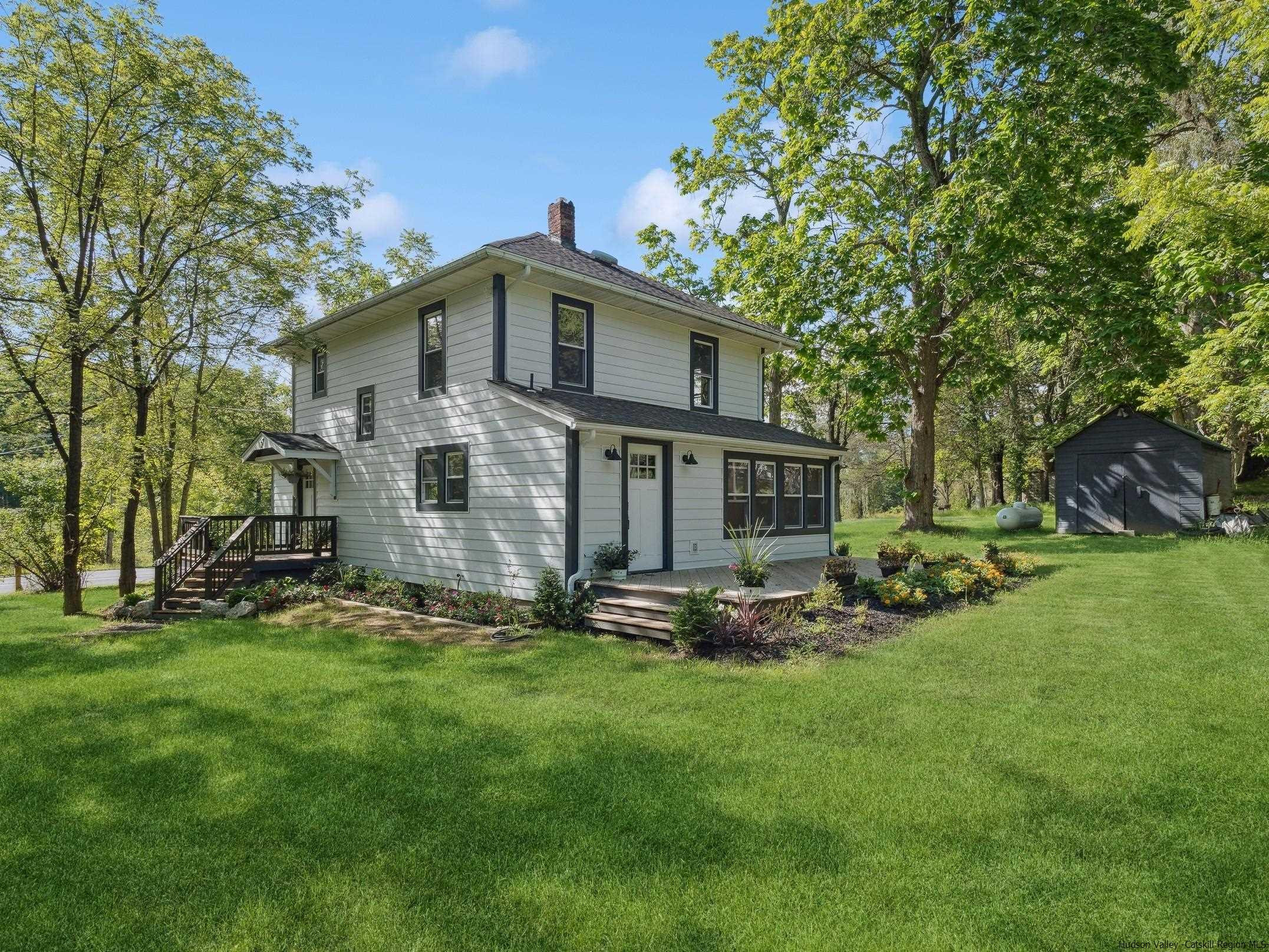 Renovated Country Charmer