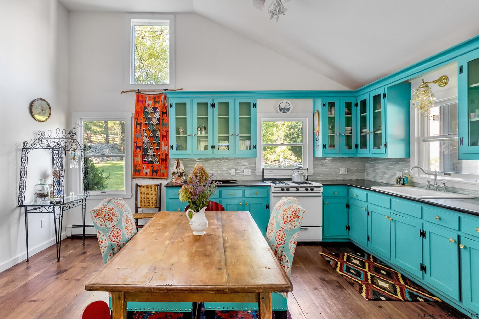 Renovated farmhouse + guest house