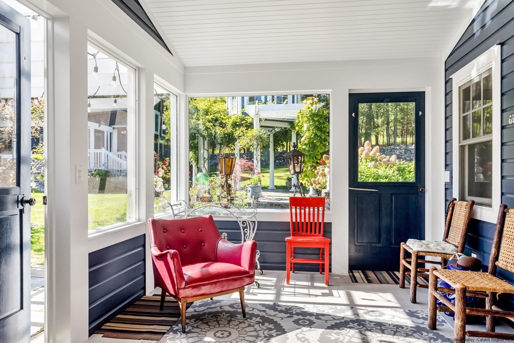 Renovated farmhouse + guest house