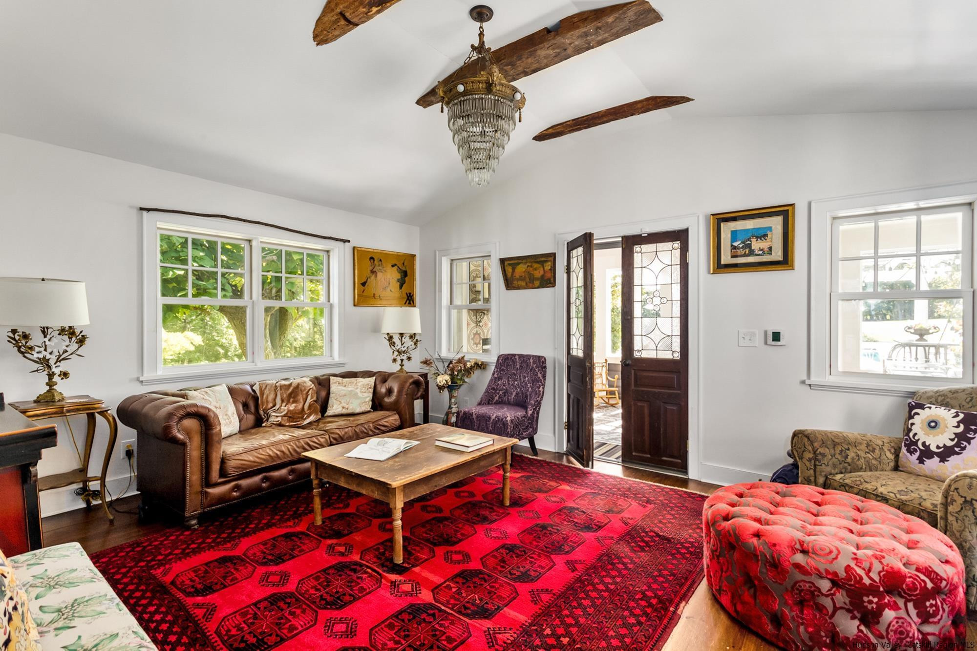 Renovated farmhouse + guest house