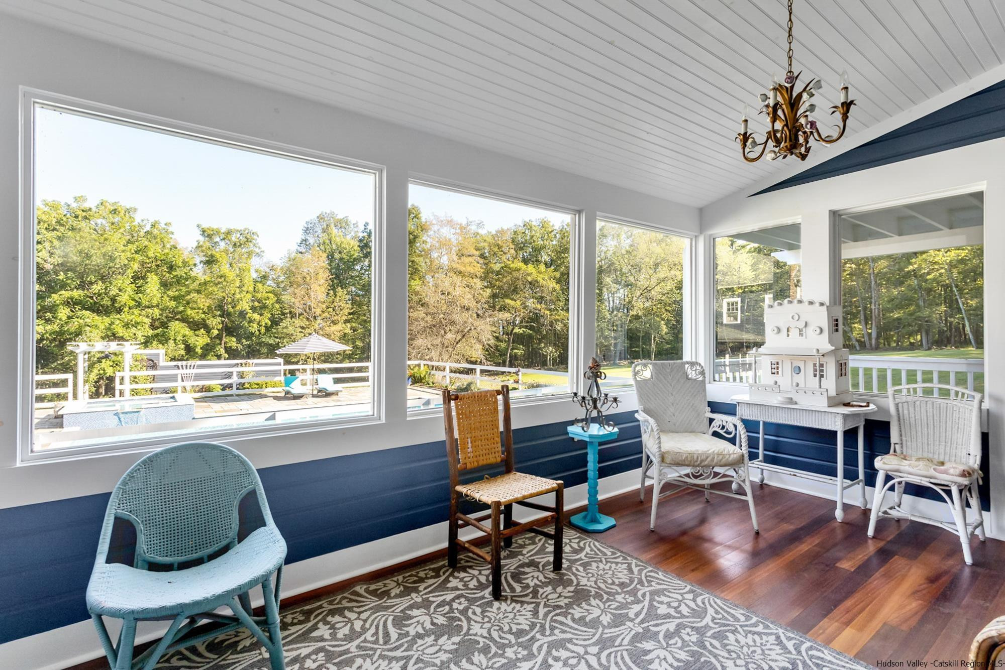 Renovated farmhouse + guest house