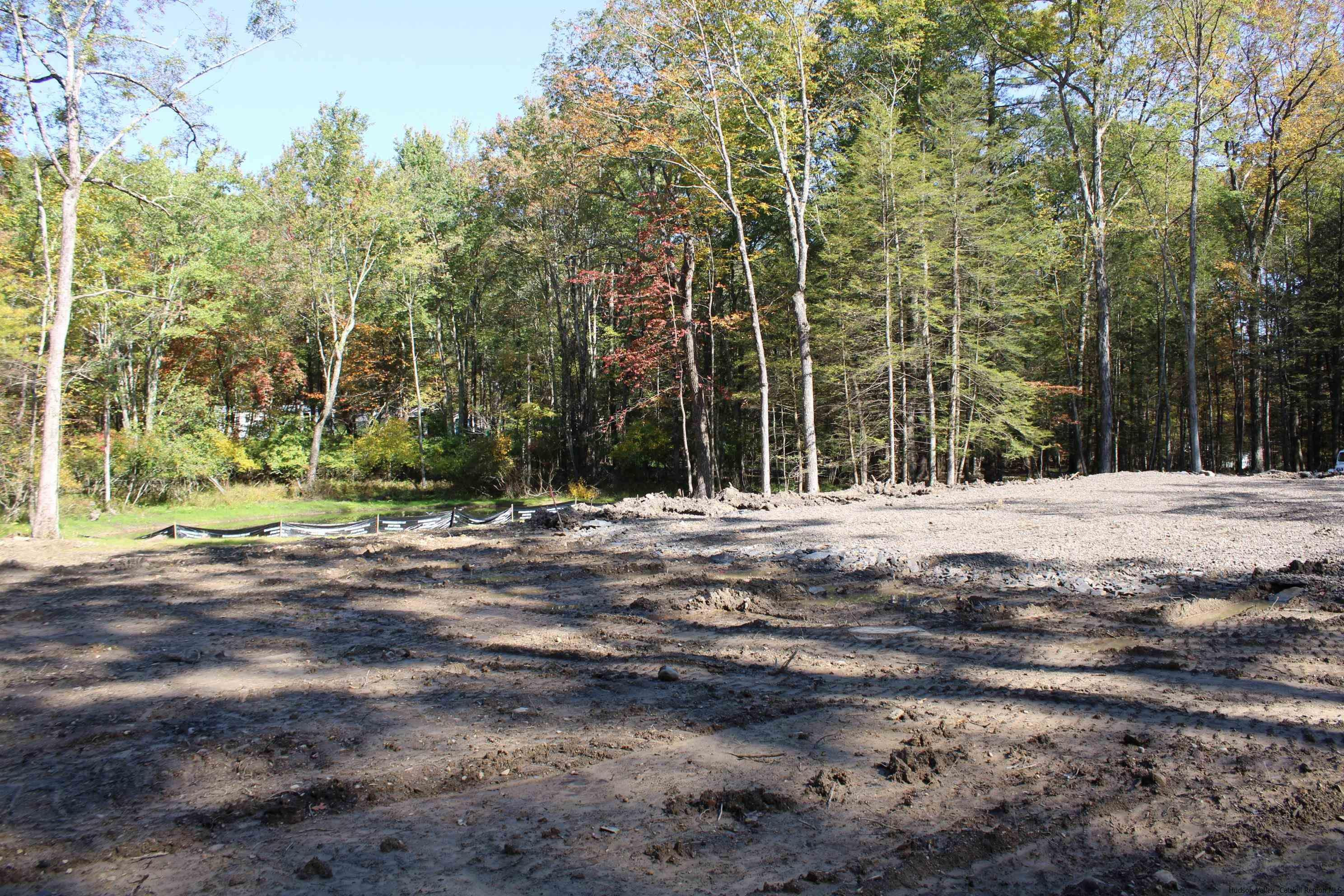 4-Acre Buildable Lot