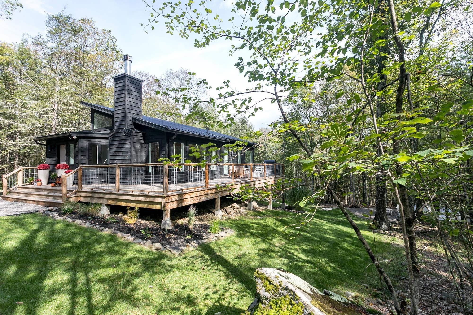 Immaculate Getaway in the Woods