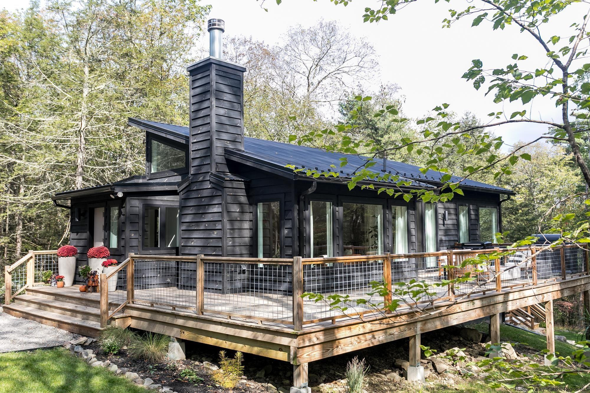 Immaculate Getaway in the Woods