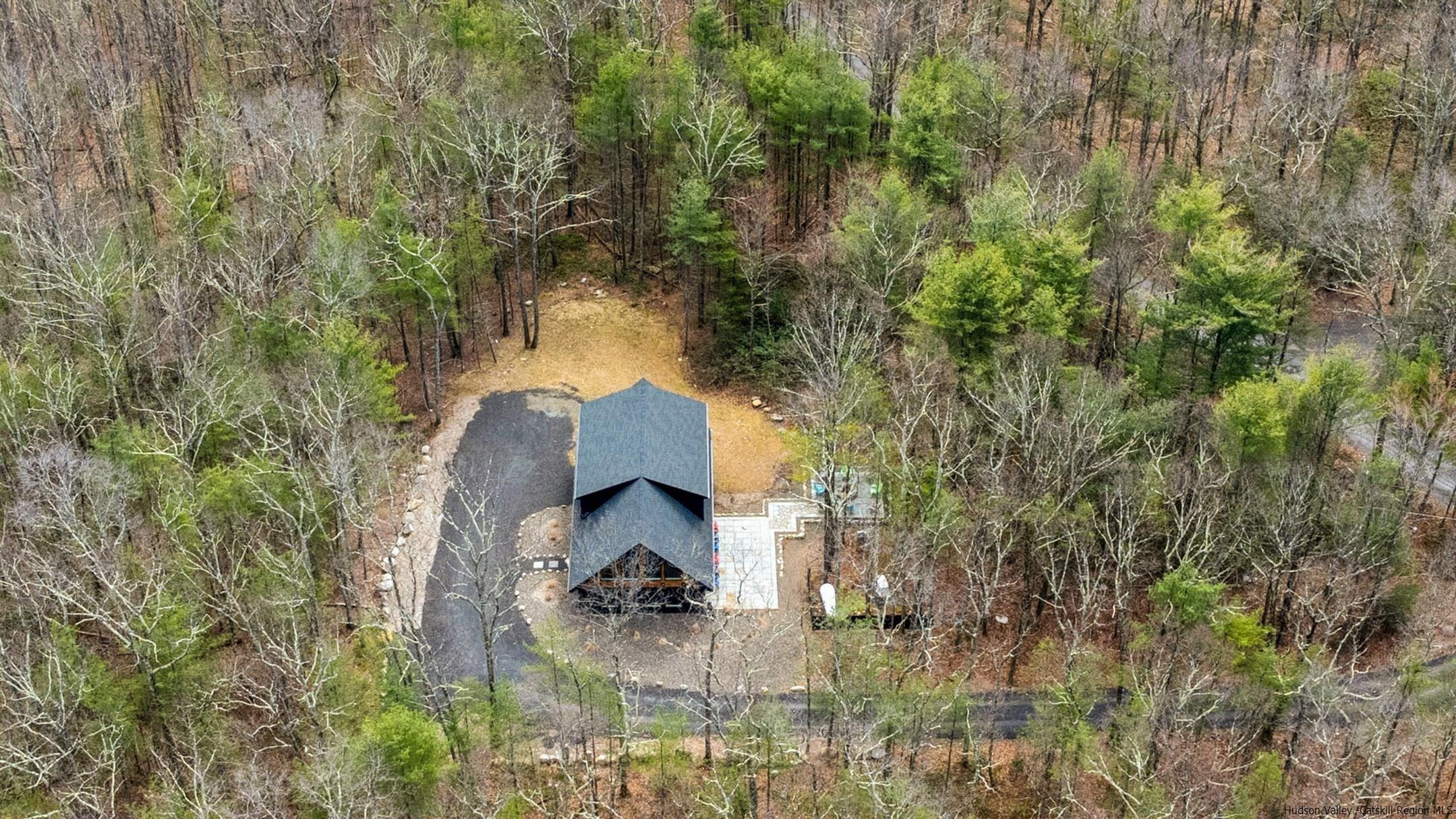Custom-Built Chalet in the Woods