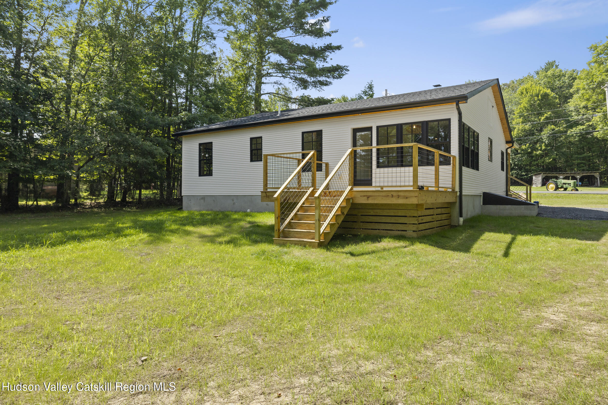 Renovated Country Ranch