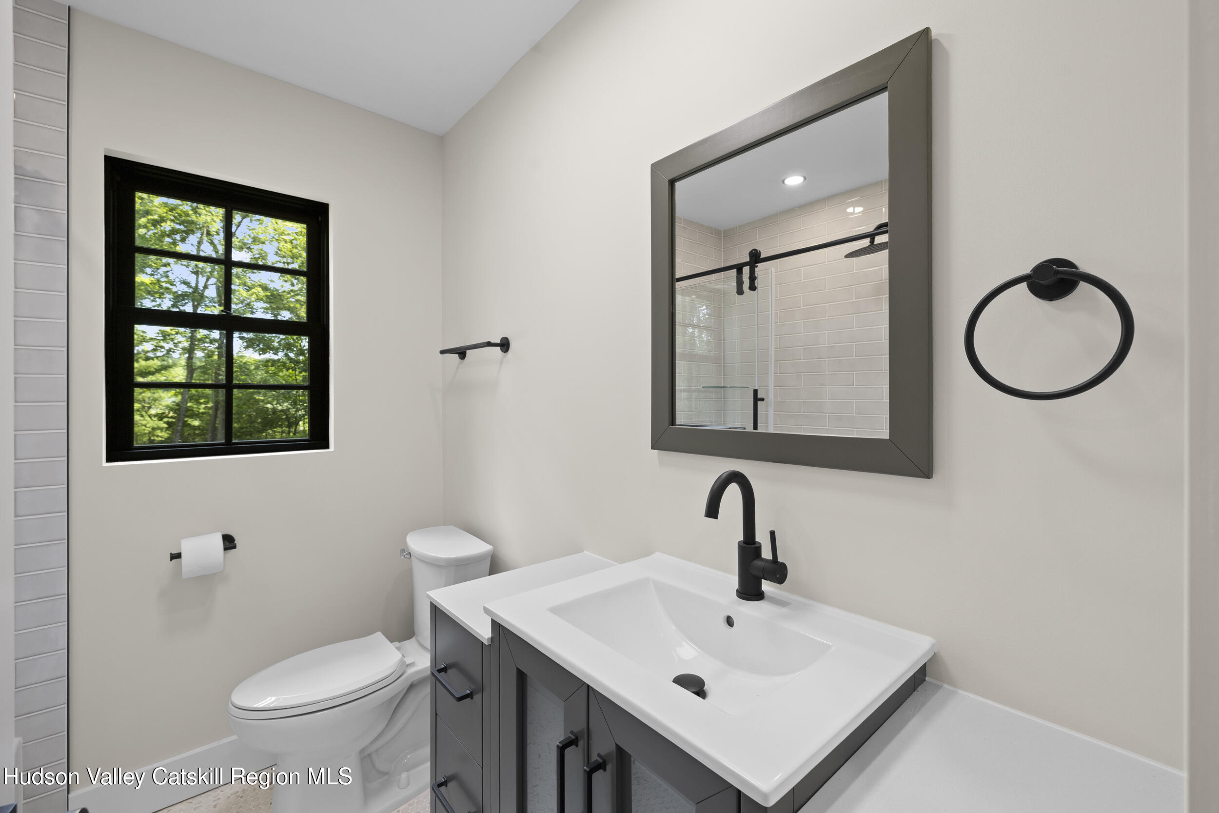 Renovated Country Ranch