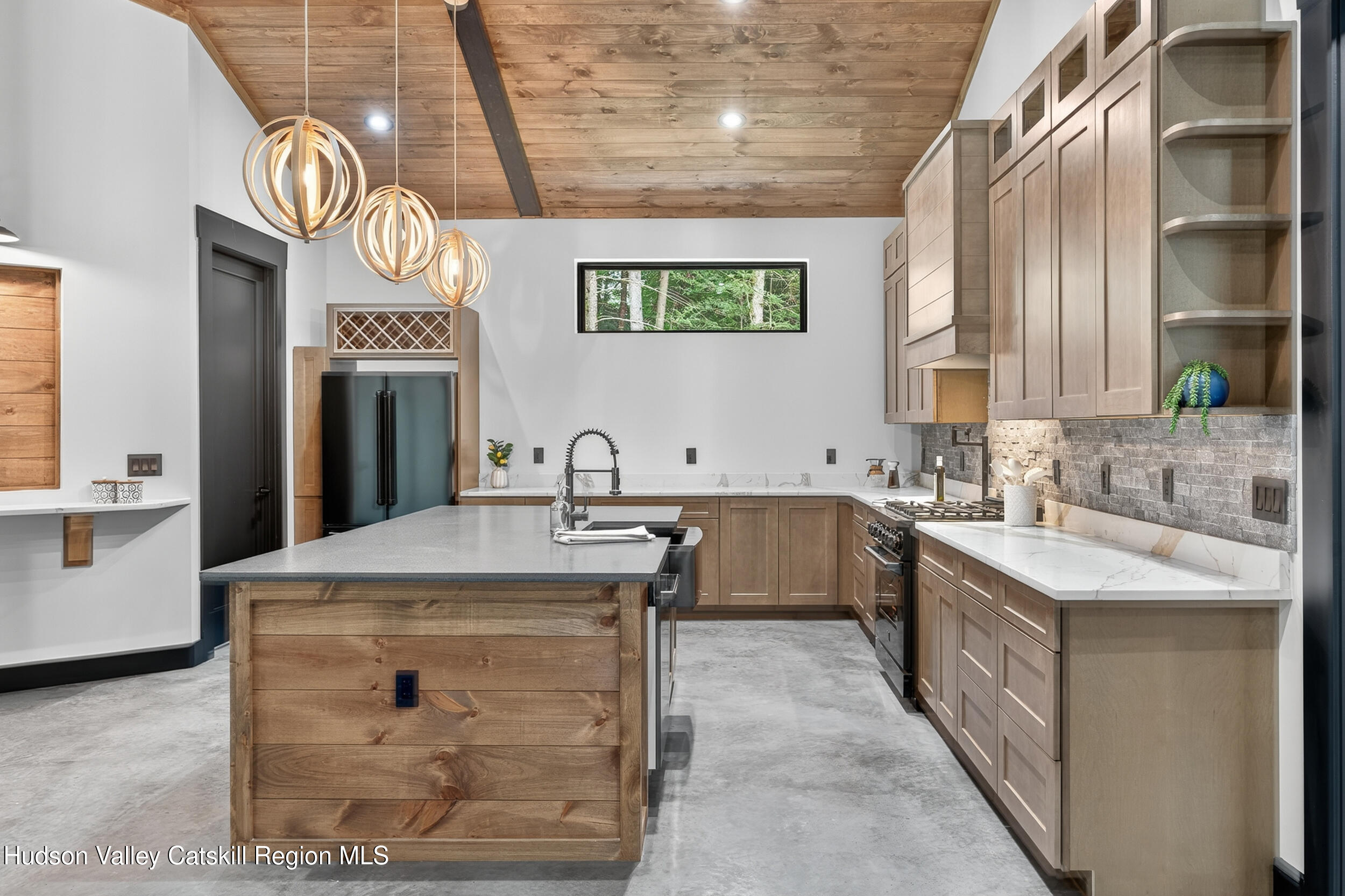 Luxurious New Construction