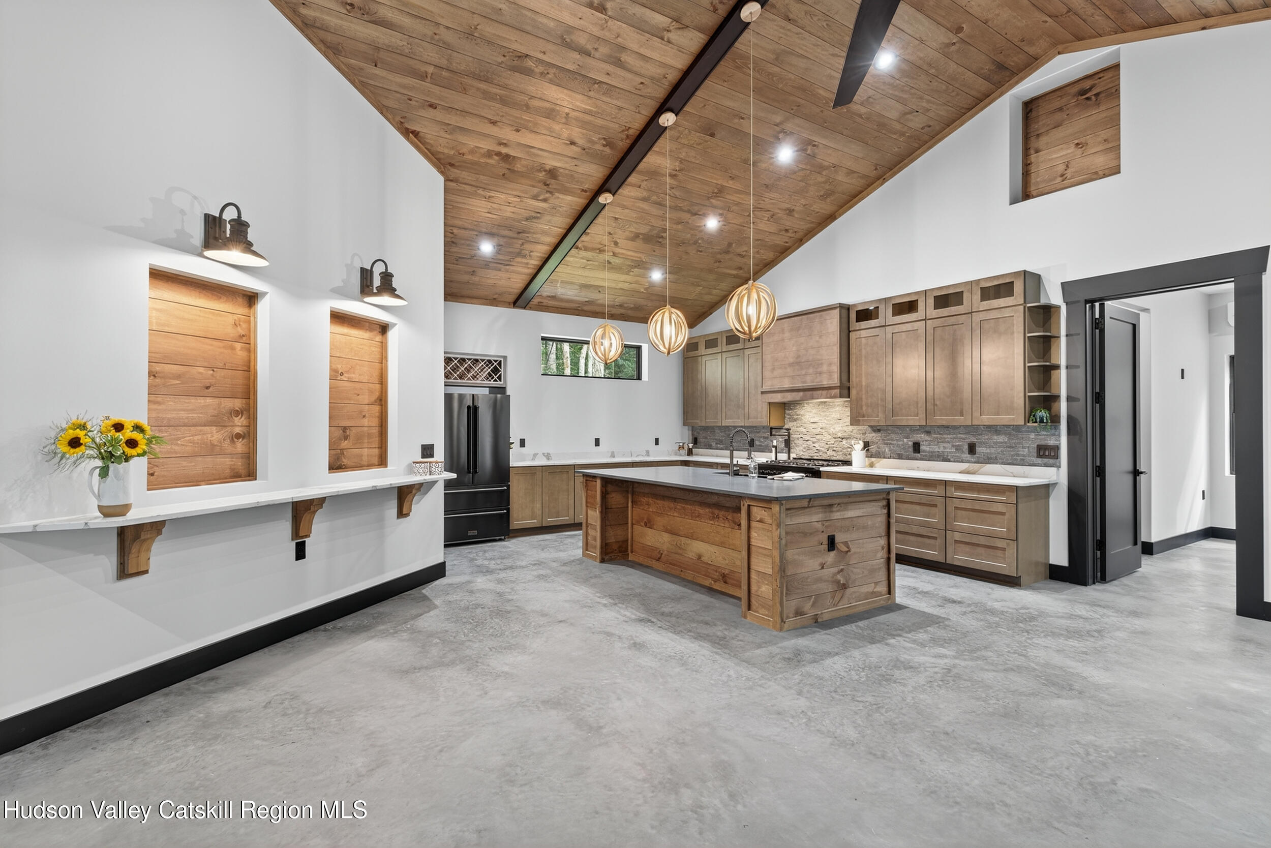 Luxurious New Construction