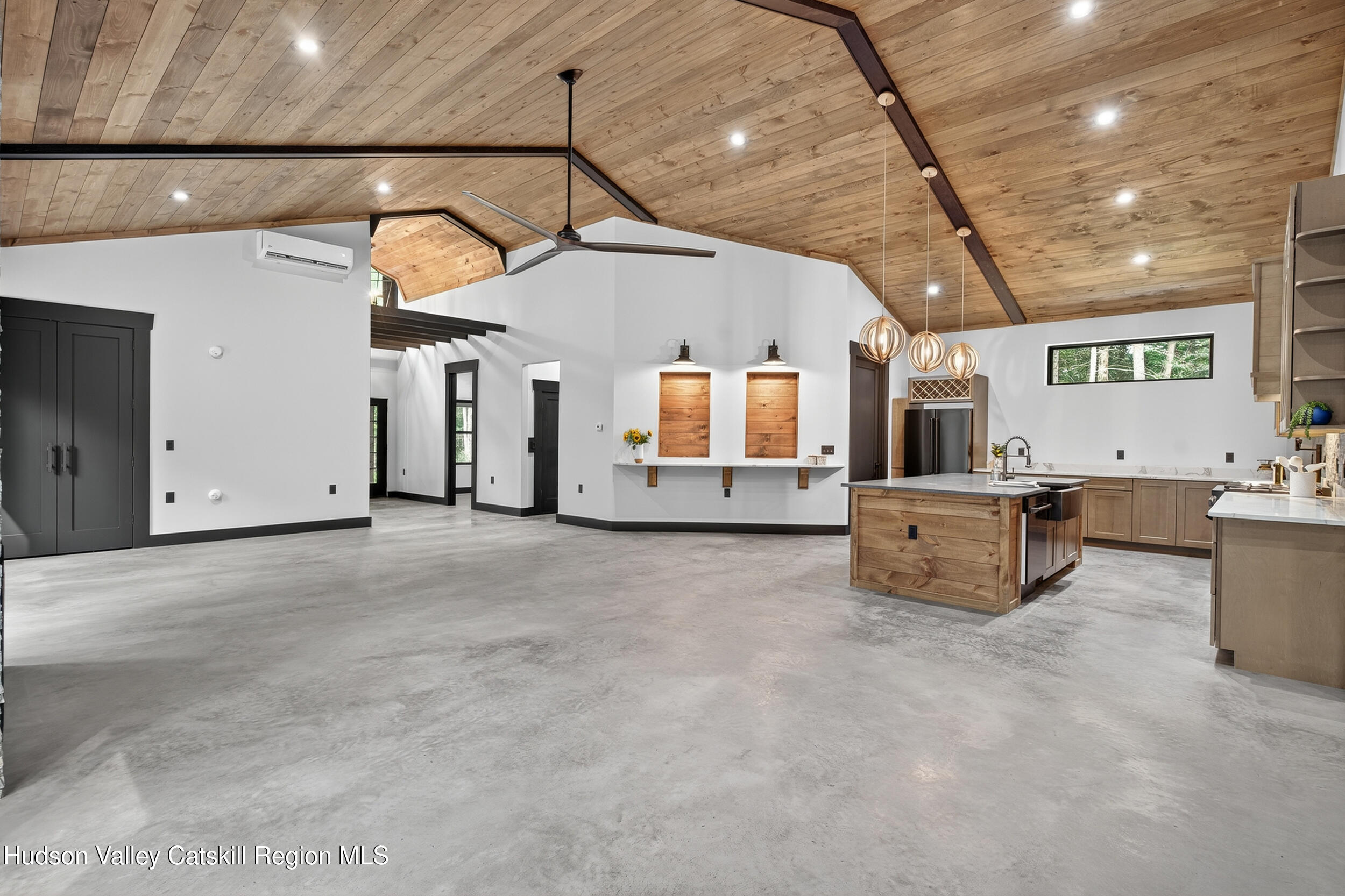 Luxurious New Construction