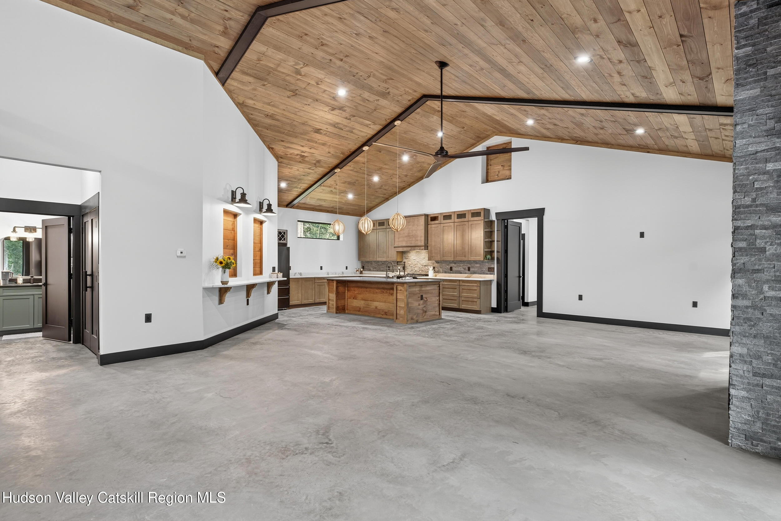 Luxurious New Construction