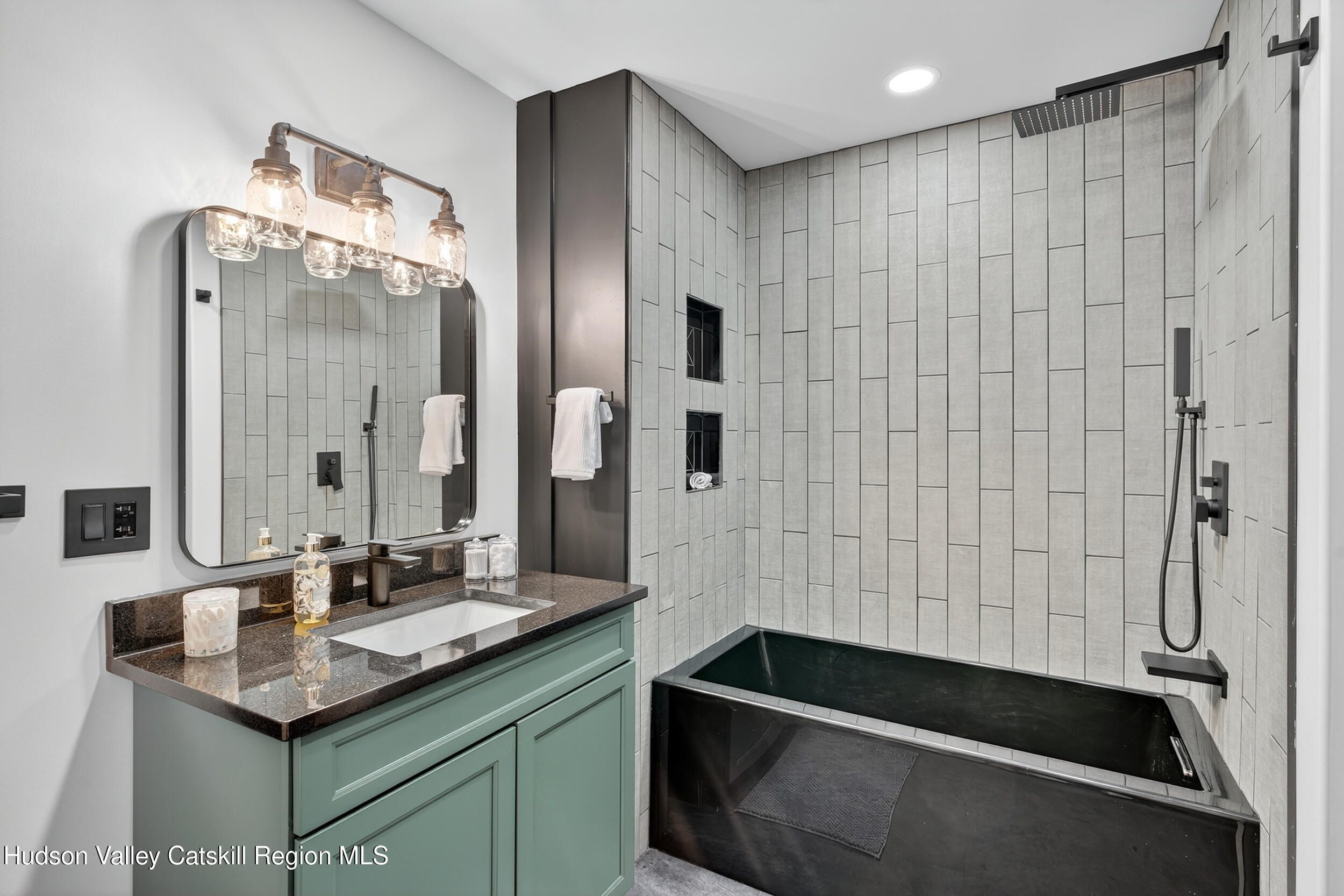 Luxurious New Construction