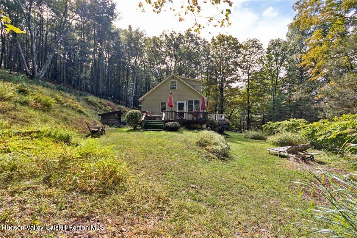 Cozy Country Cottage