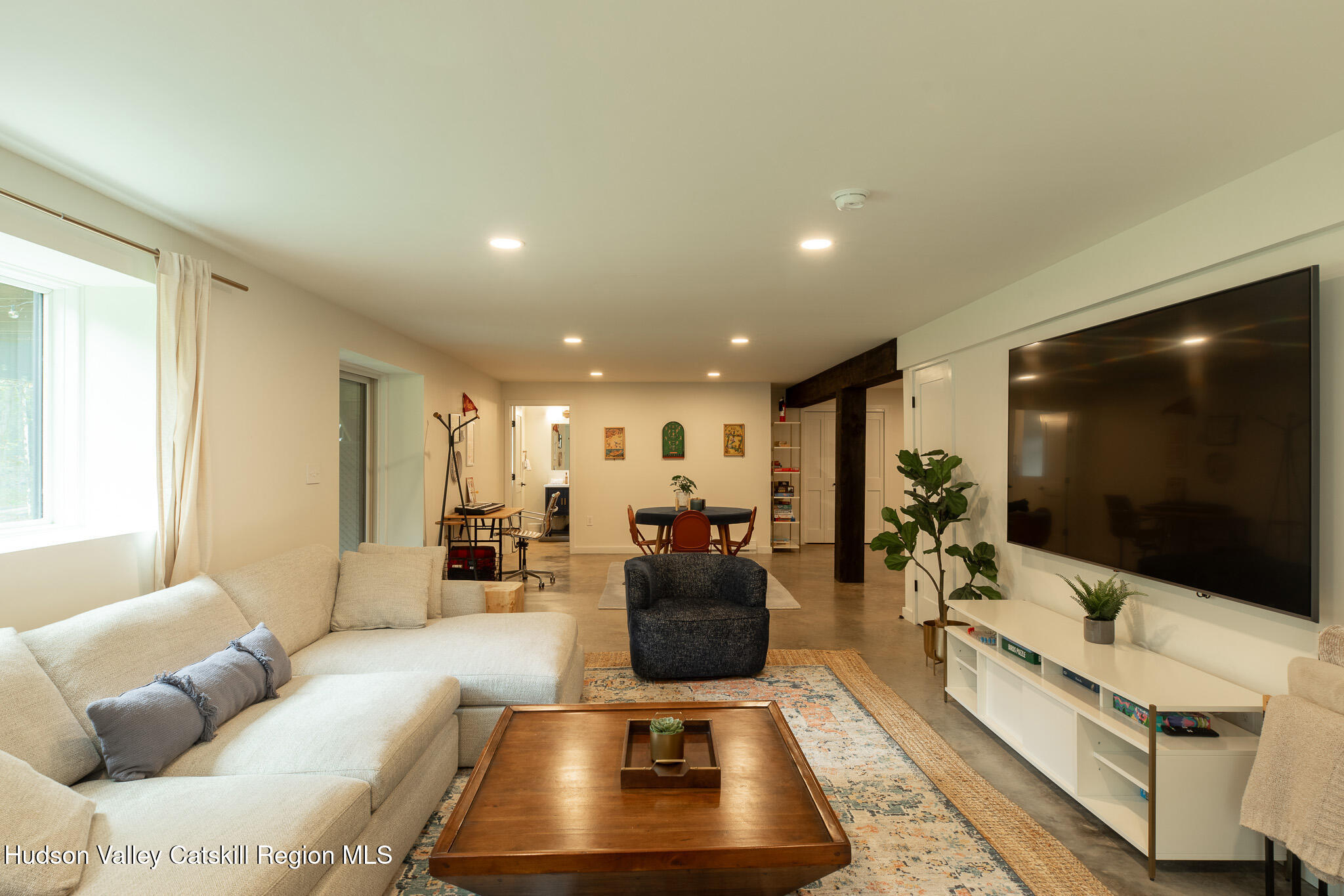 Modern Country Living in Olive