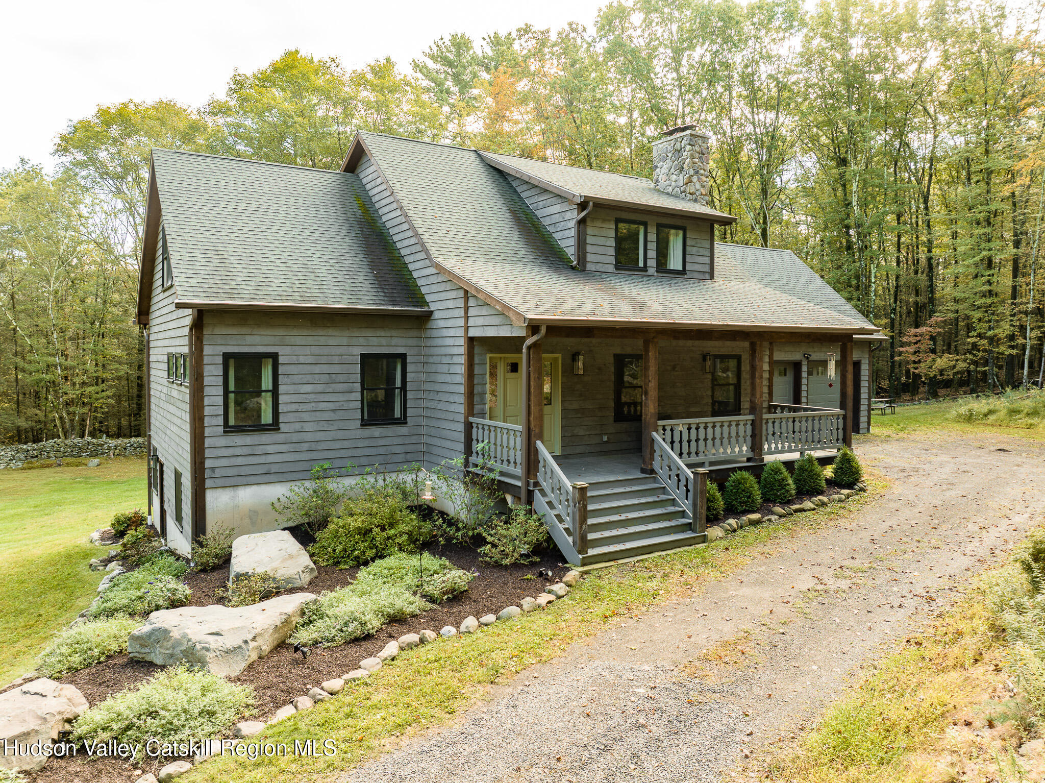 Modern Country Living in Olive