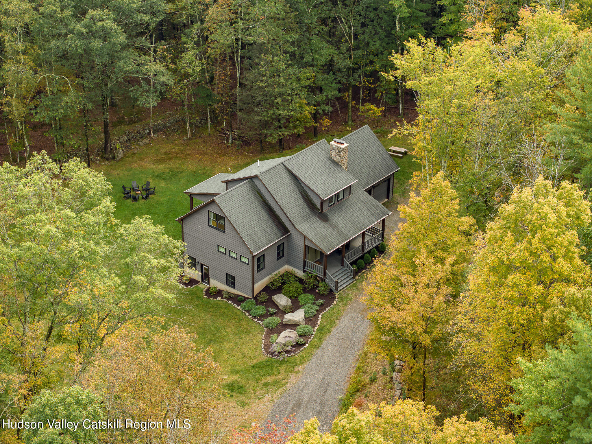 Modern Country Living in Olive