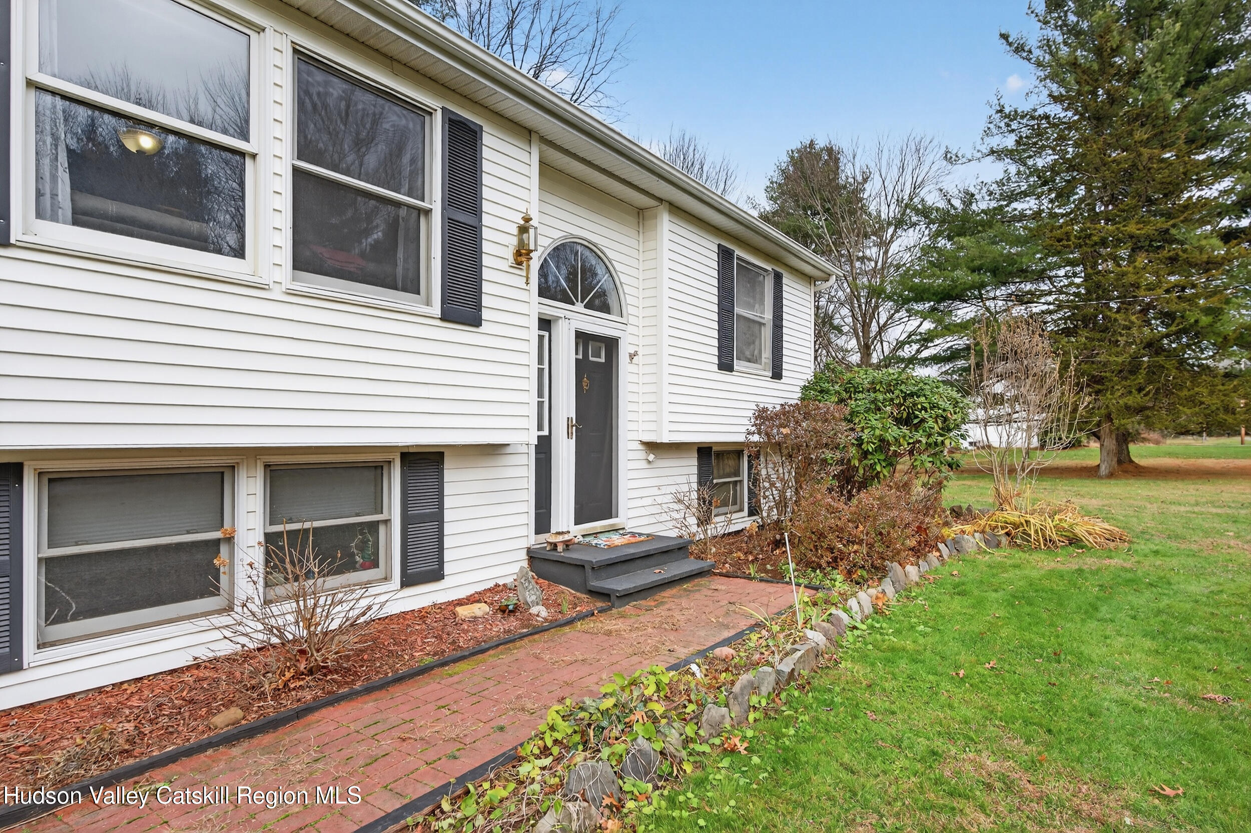 Move-In Ready Raised Ranch